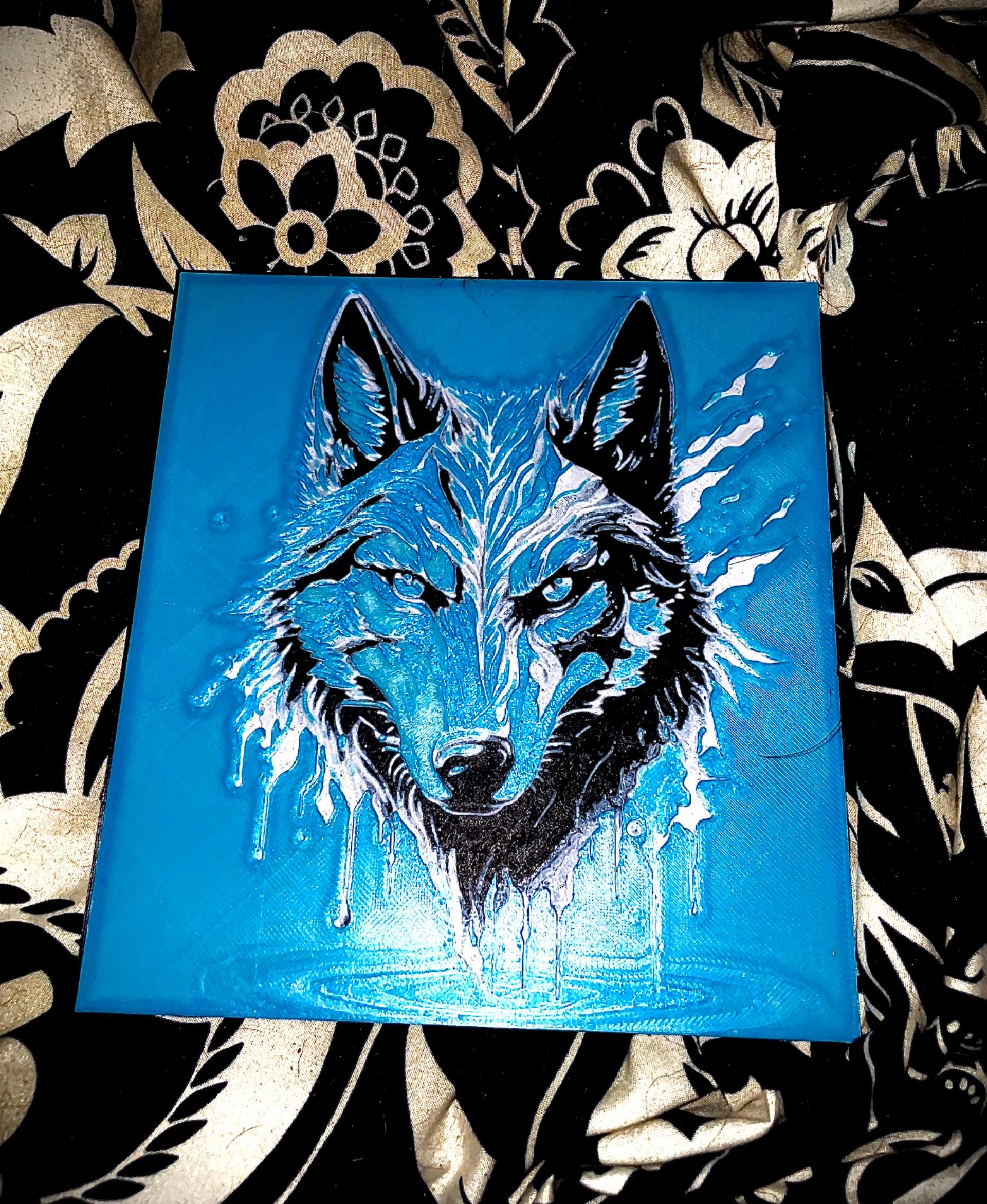 Wolf in Drip Style - Hueforge Print - In Polymaker Glow in the Dark Green, CosPLA,  and Black Draft, Sovol Blue  - 3d model