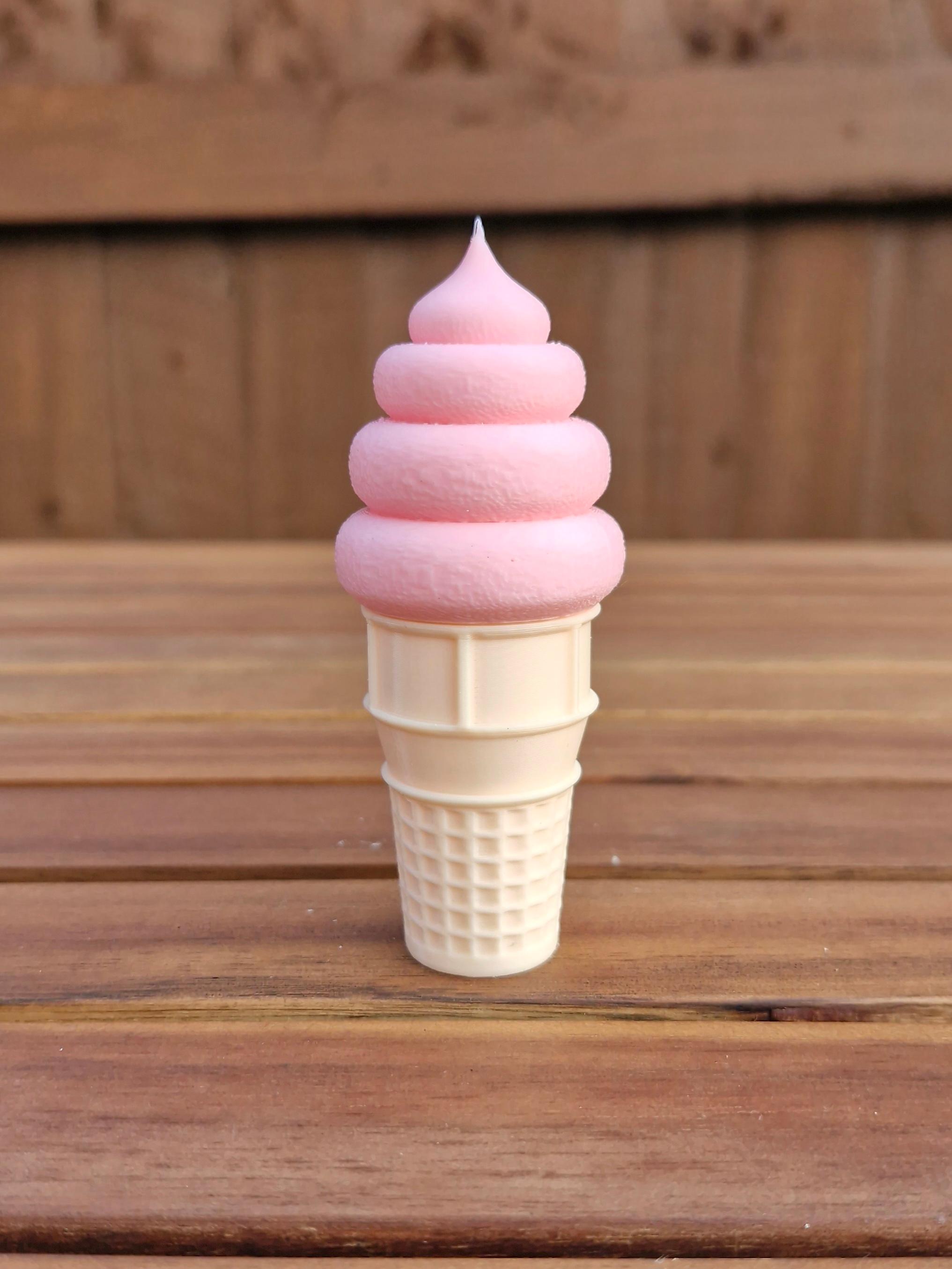 Ice Cream Cone Display 3d model