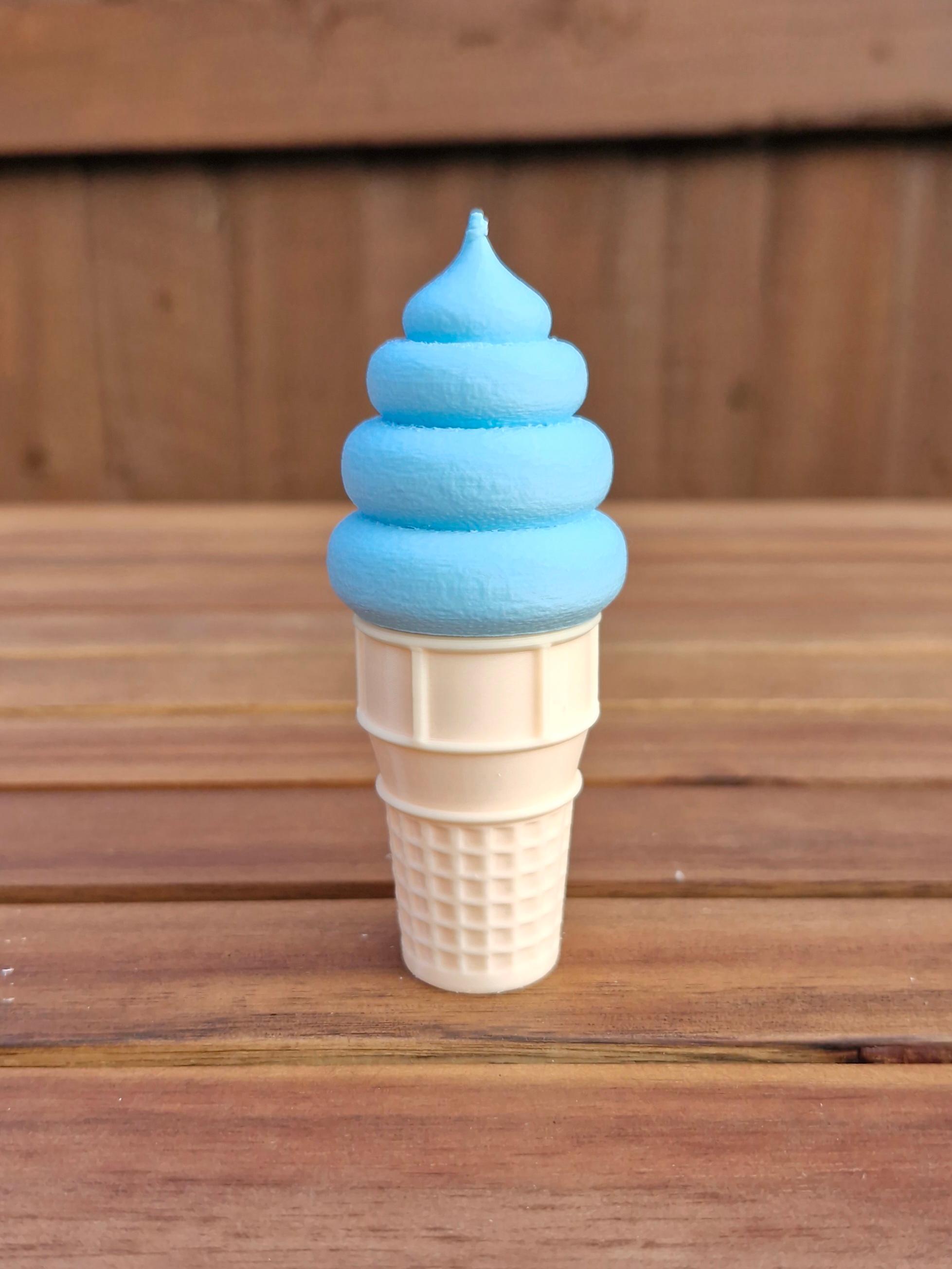 Ice Cream Cone Display 3d model