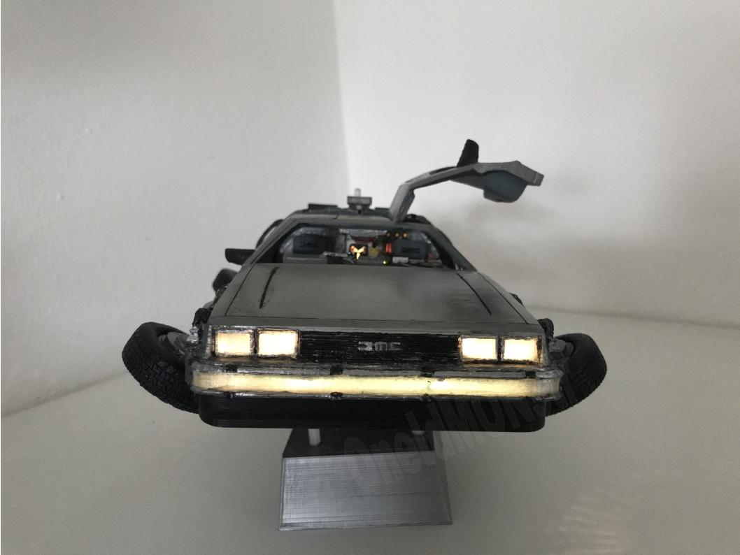 DIY DeLorean Time Machine with Lights!! 3d model