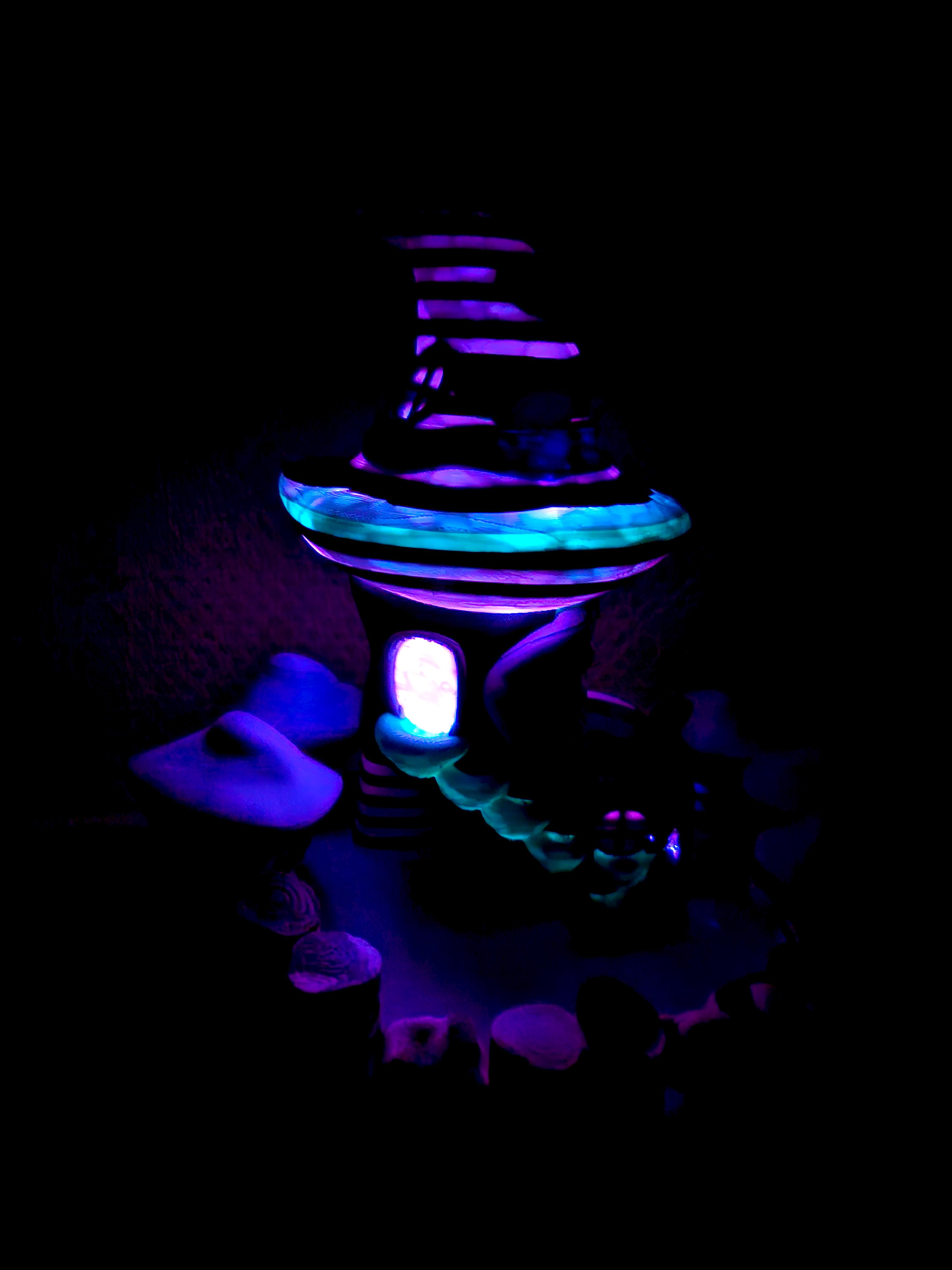 Witches Shoe Dicetower and LED display *Personal Use* 3d model