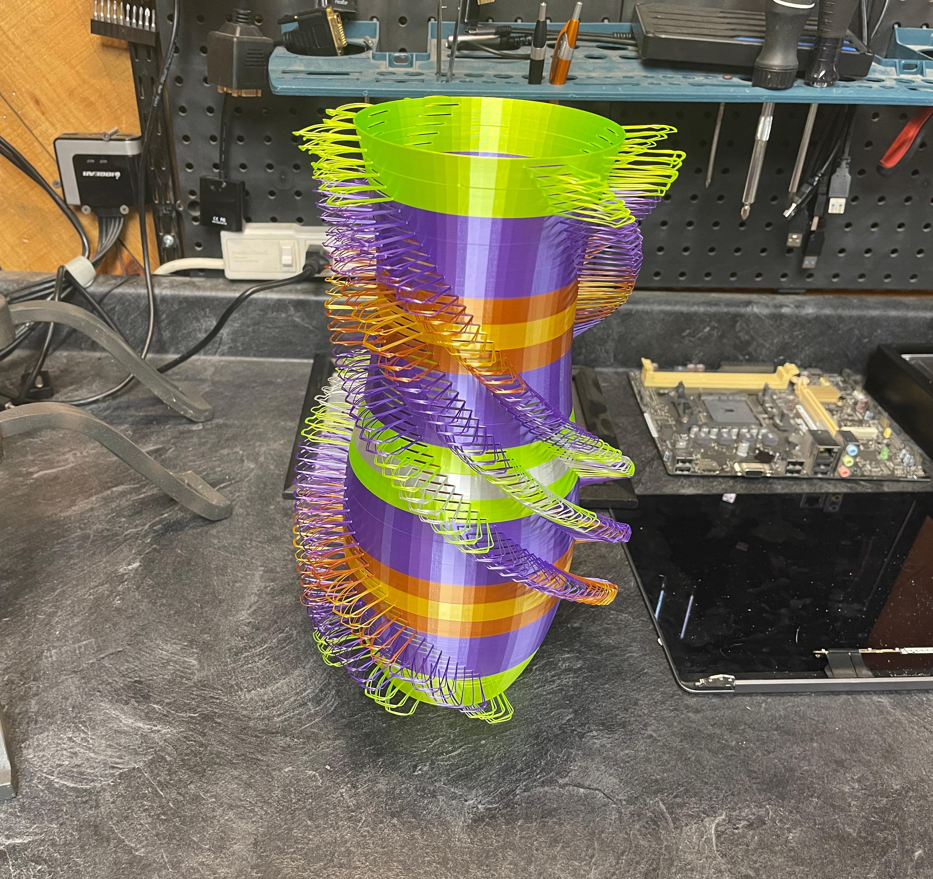 Triple twist vase 3d model