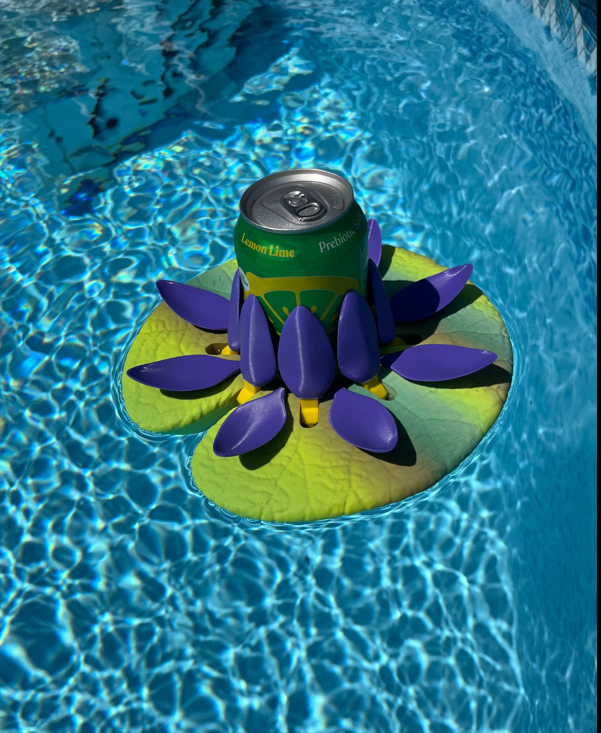 Lily Pad Cupholder  - Very Cool!  Very Stable.  Holds drink can well. - 3d model