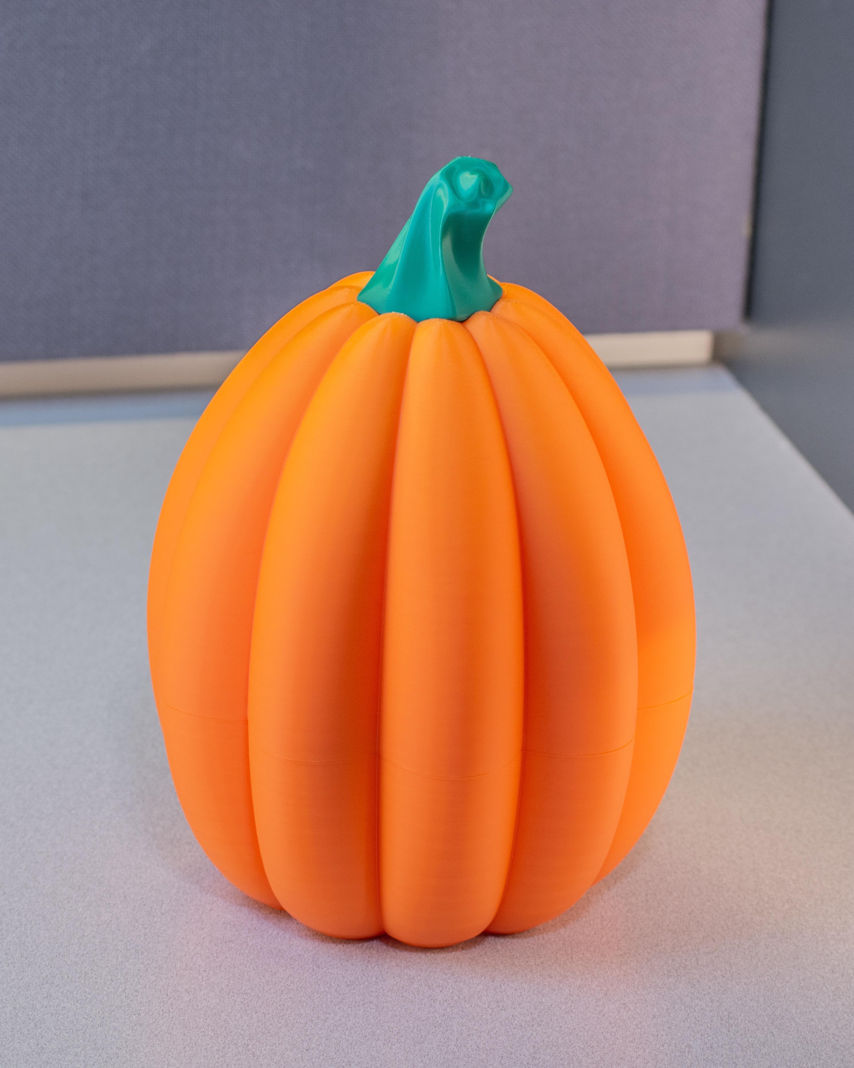 Large Pumpkin Egg 3d model