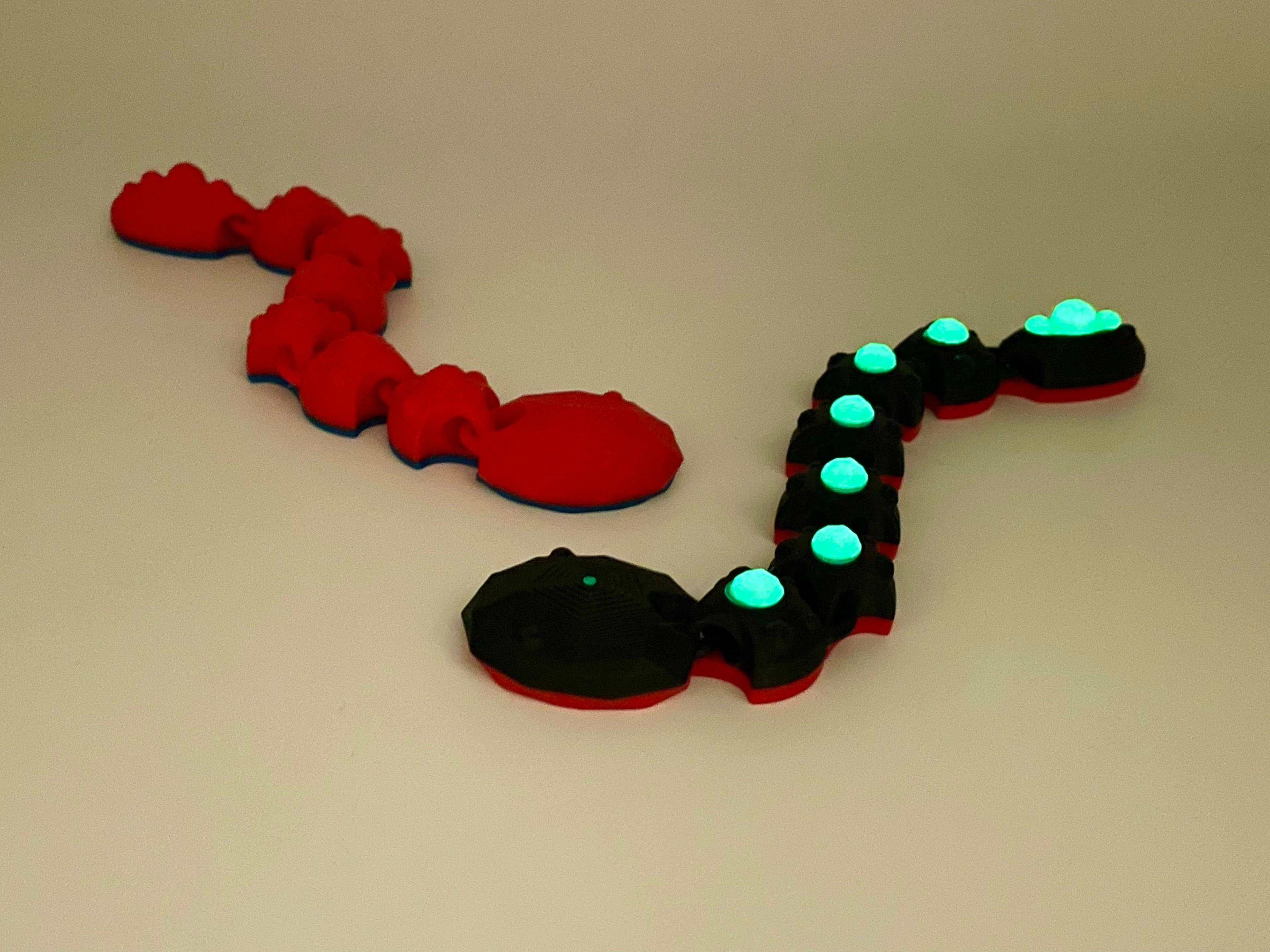 Articulating Gem Snake Fidget Toy 3d model