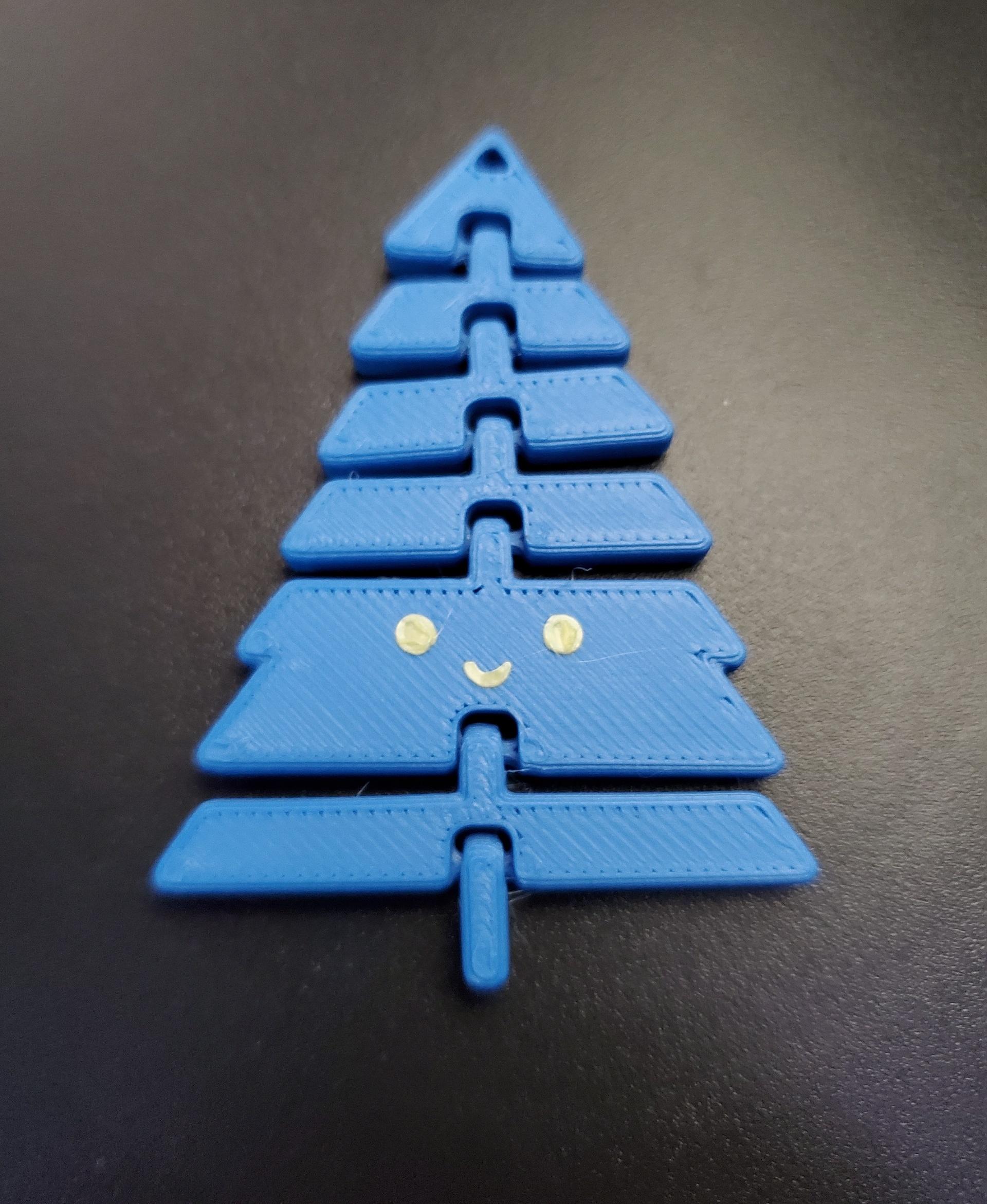 Articulated Kawaii Christmas Tree Keychain - Print in place fidget toy - 3mf - polyterra sapphire blue - 3d model