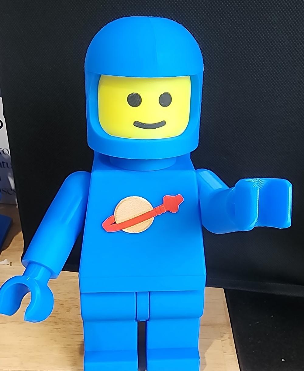 Classic Spaceman (6:1 LEGO-inspired brick figure, NO MMU/AMS, NO supports, NO glue) 3d model