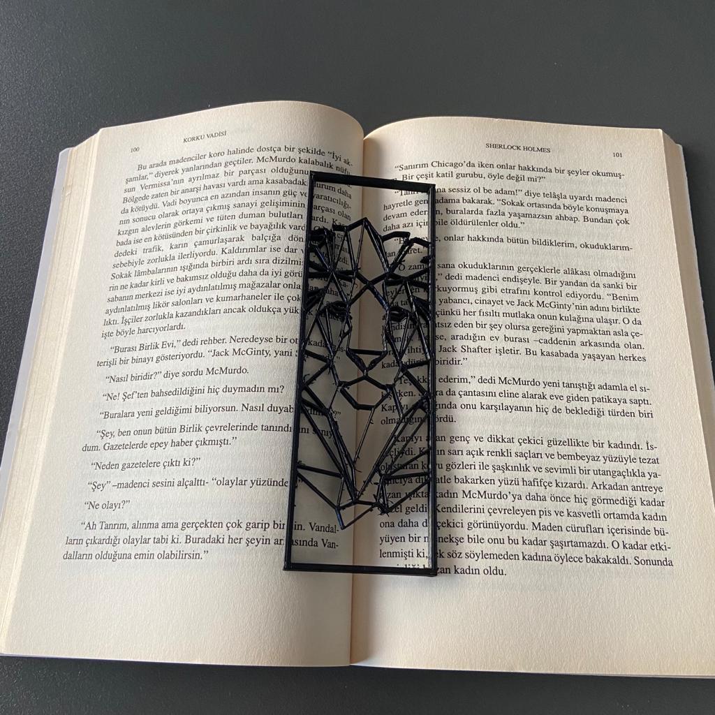 Geometric Lion Bookmark 3d model