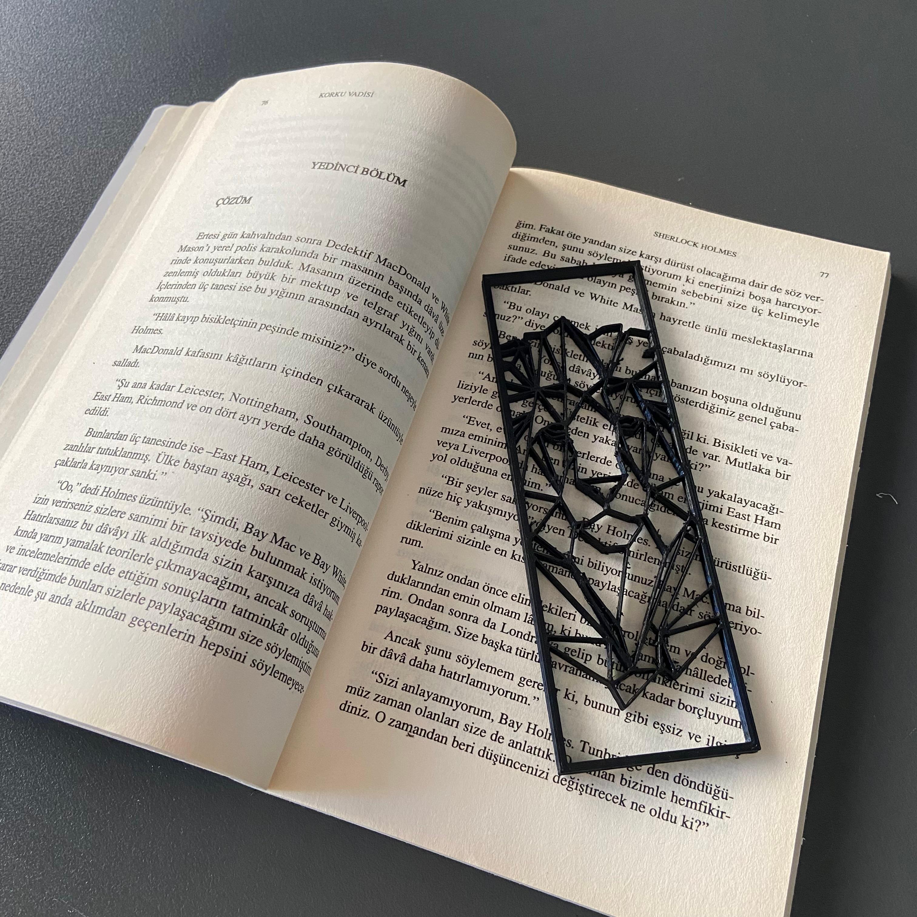 Geometric Lion Bookmark 3d model