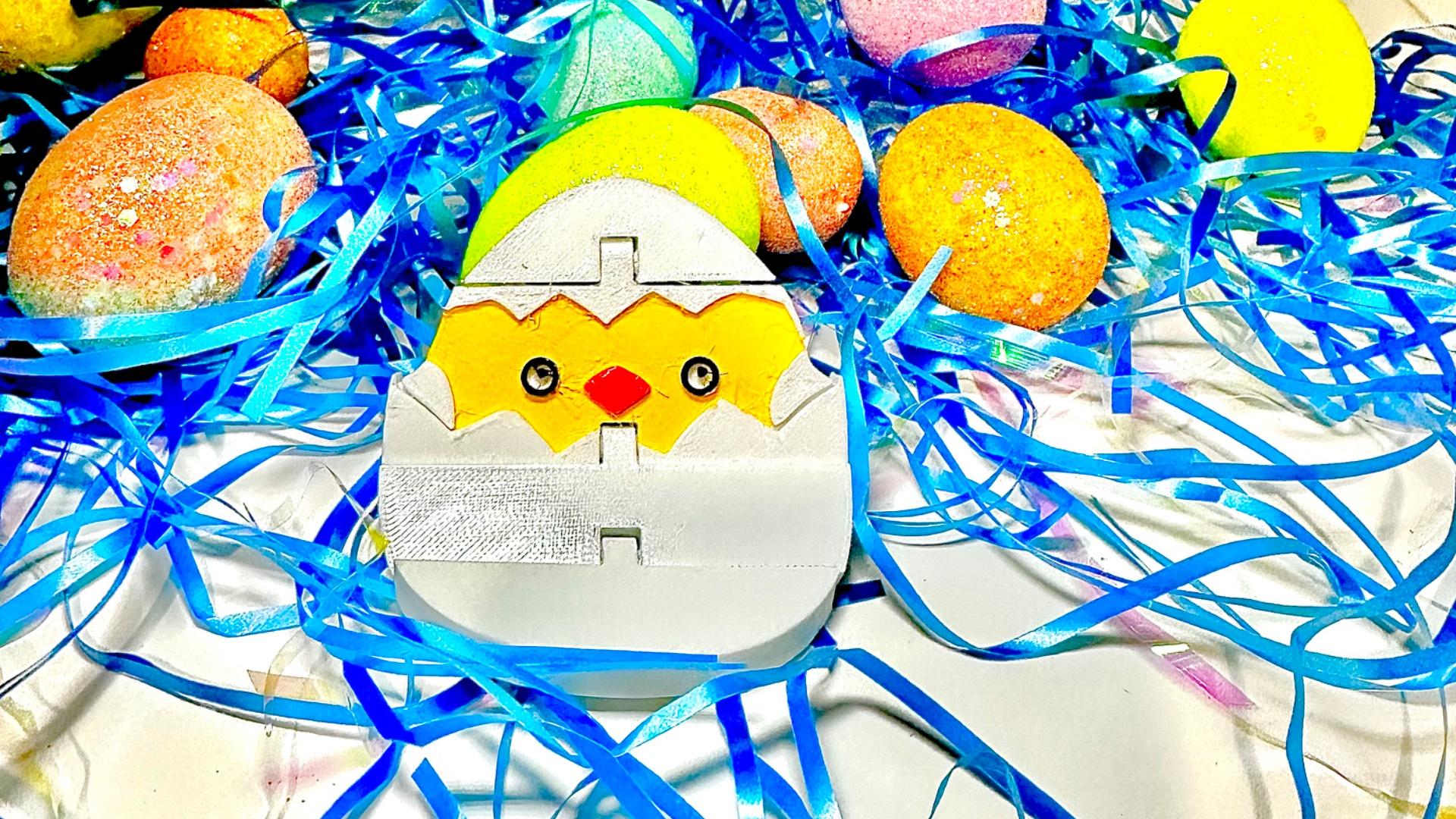 Flexi-Chick In Easter Egg 3d model
