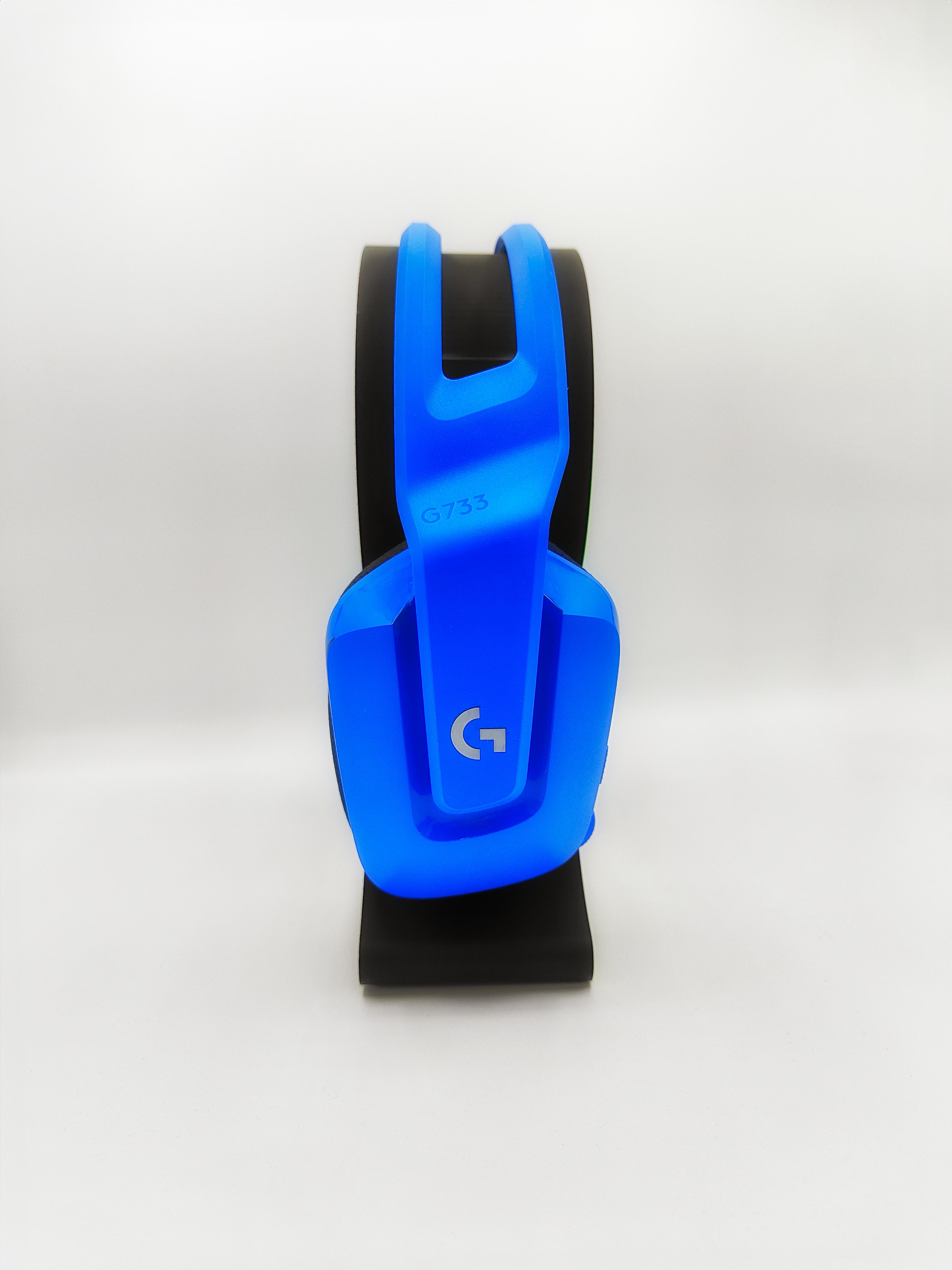 Curvy Headphone Stand 3d model