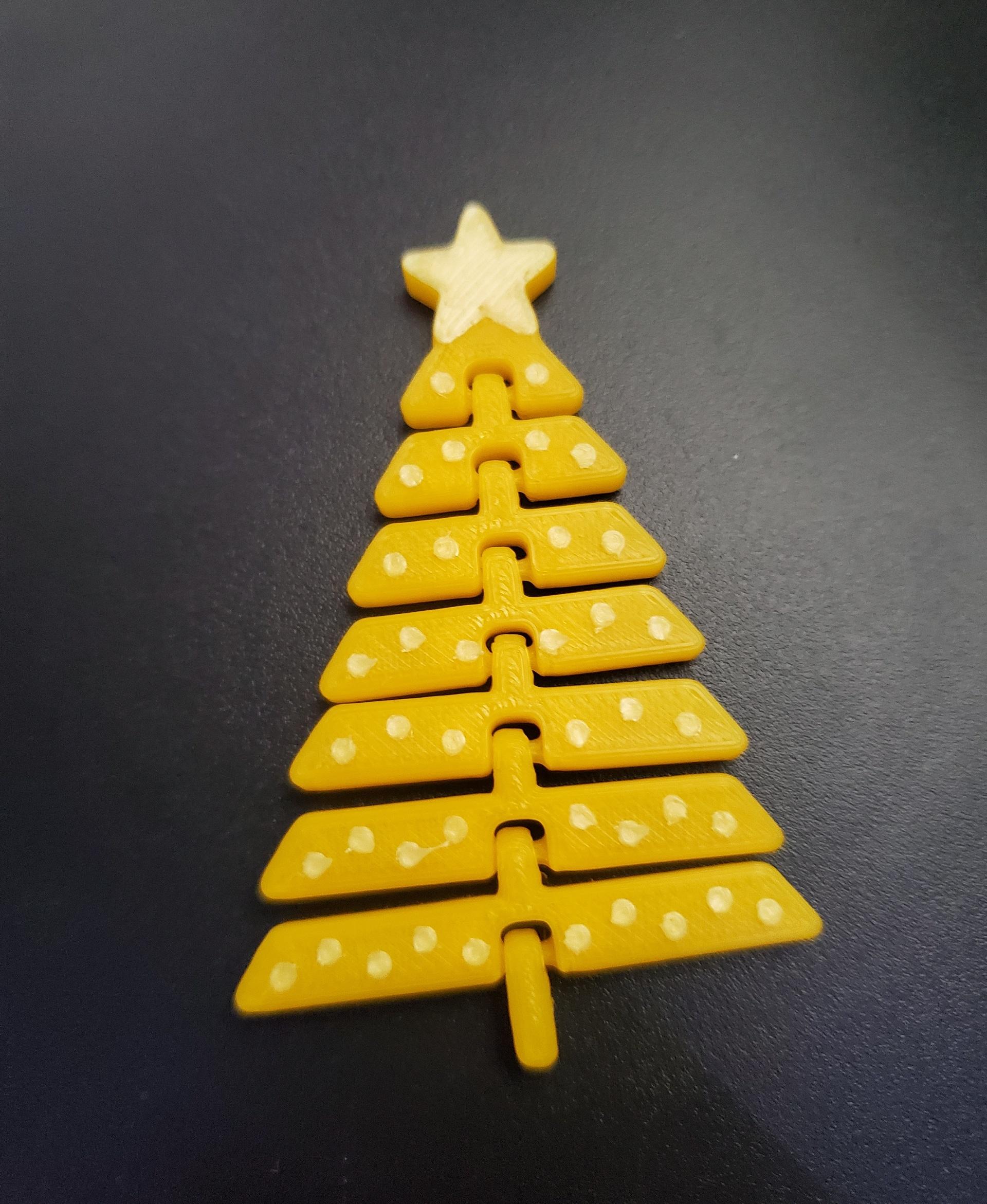 Articulated Christmas Tree with Star and Ornaments - Print in place fidget toys - 3mf - polymaker pla pro yellow - 3d model