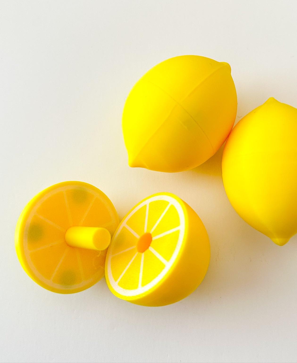 Clicky Citrus Spinners (2-in-1 Fidget Toys) 3d model