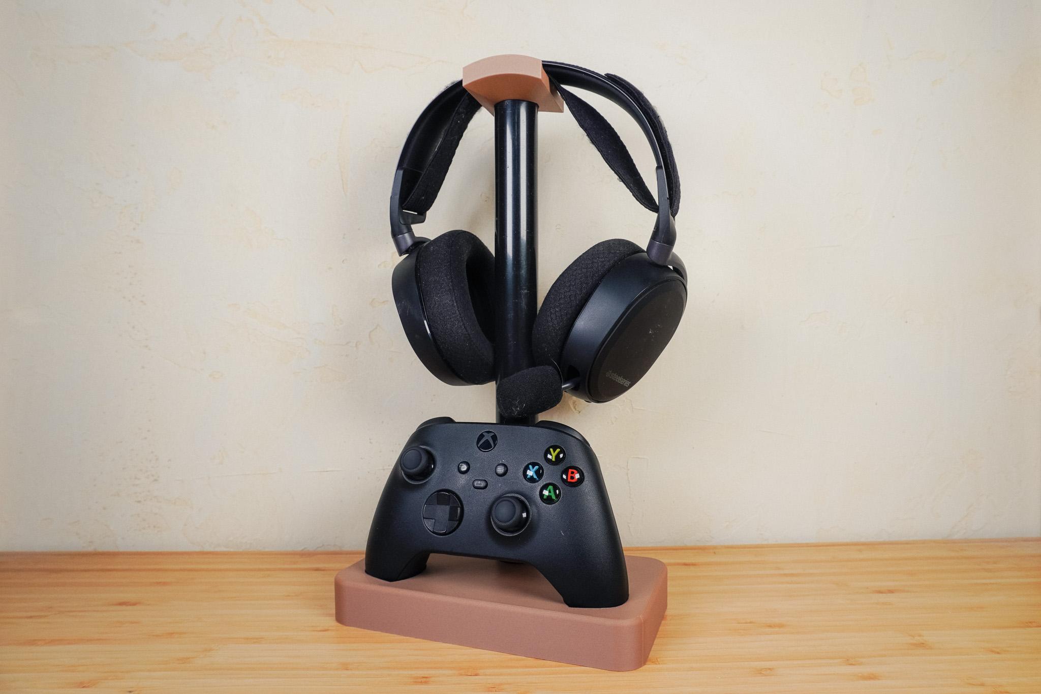Xbox Block Controller & Headset Stand 3d model