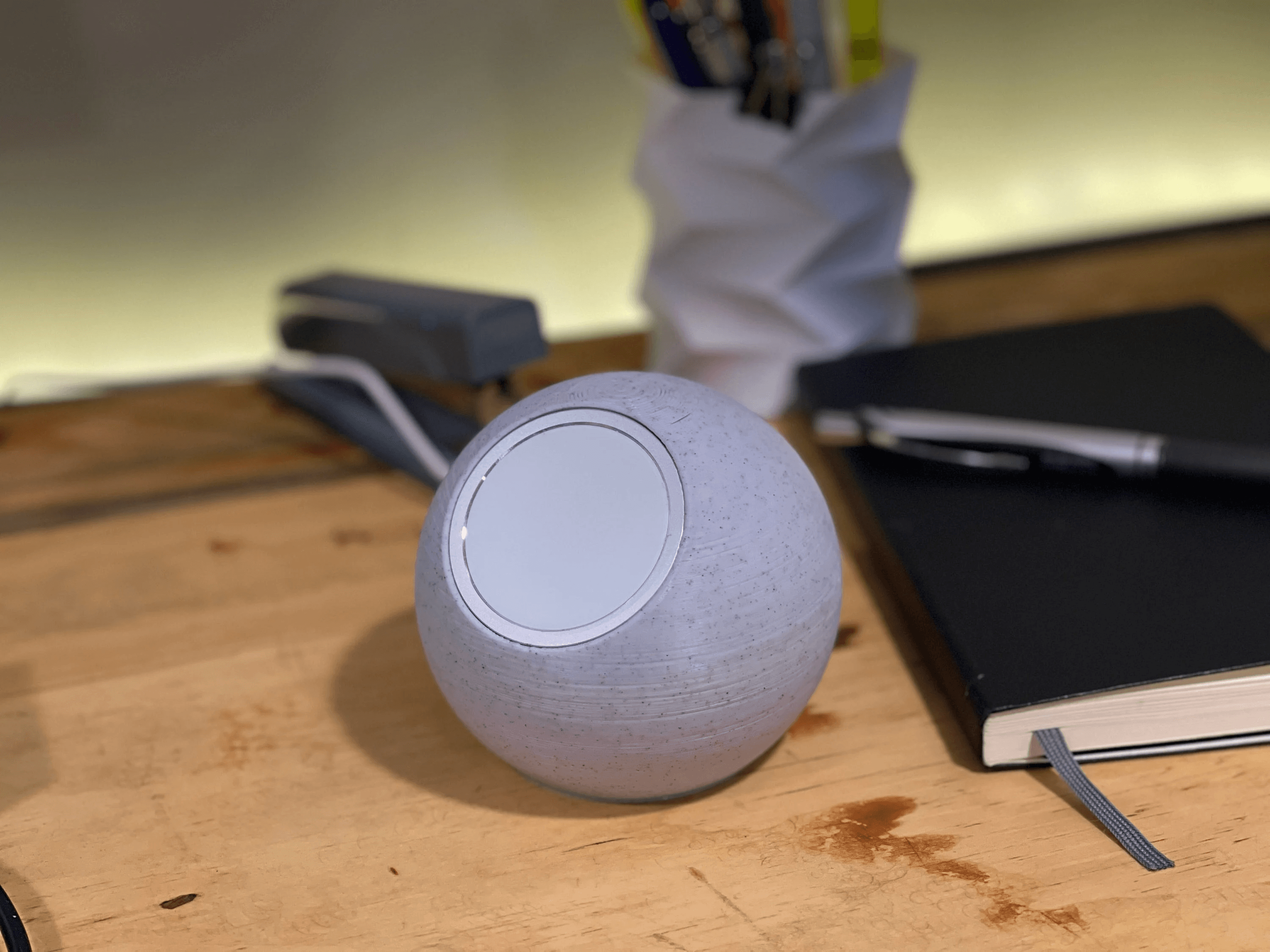 iPhone MagSafe Dock, Phone Desk Stand, 3D Printed Globe (Personal Use Version) 3d model