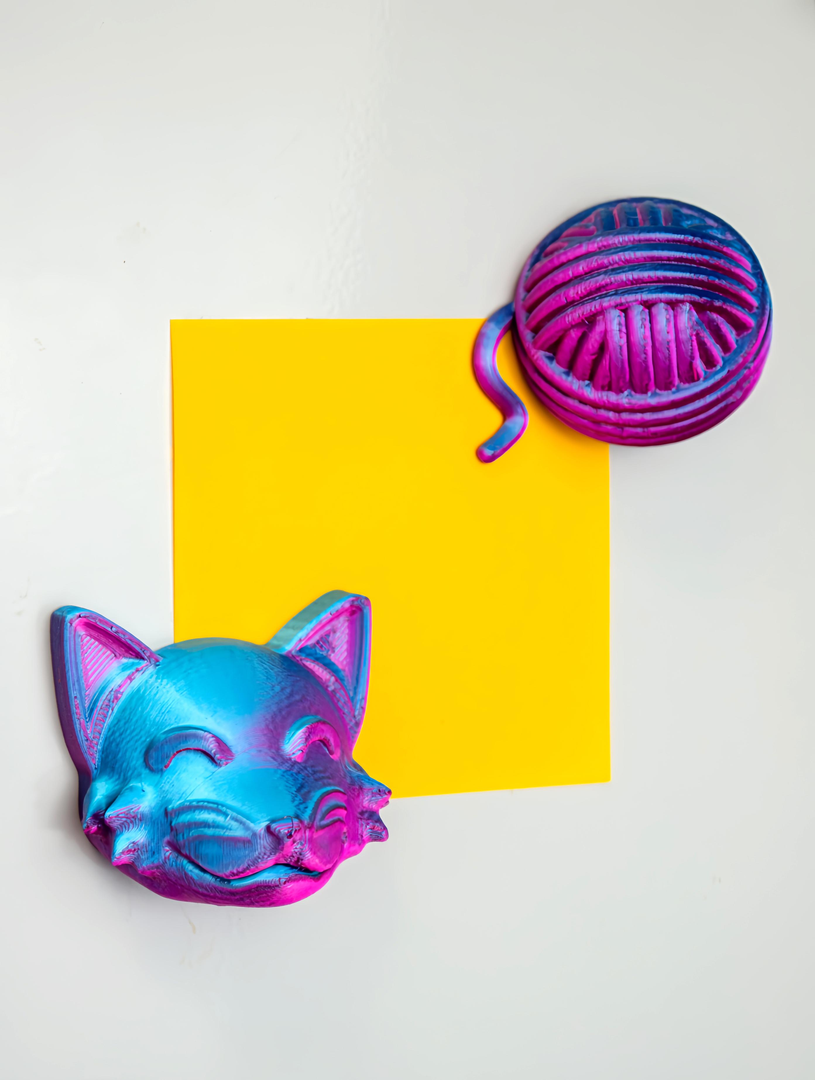 Cat And Yarn Magnets Set 3d model