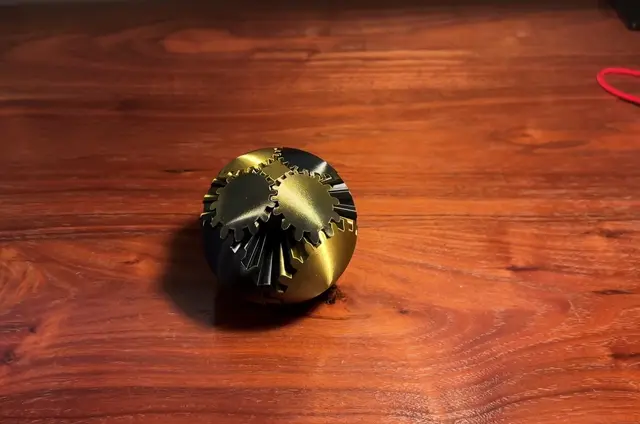 Gear Ball - Fantastic model! I'm wondering how small I can scale it down... - 3d model