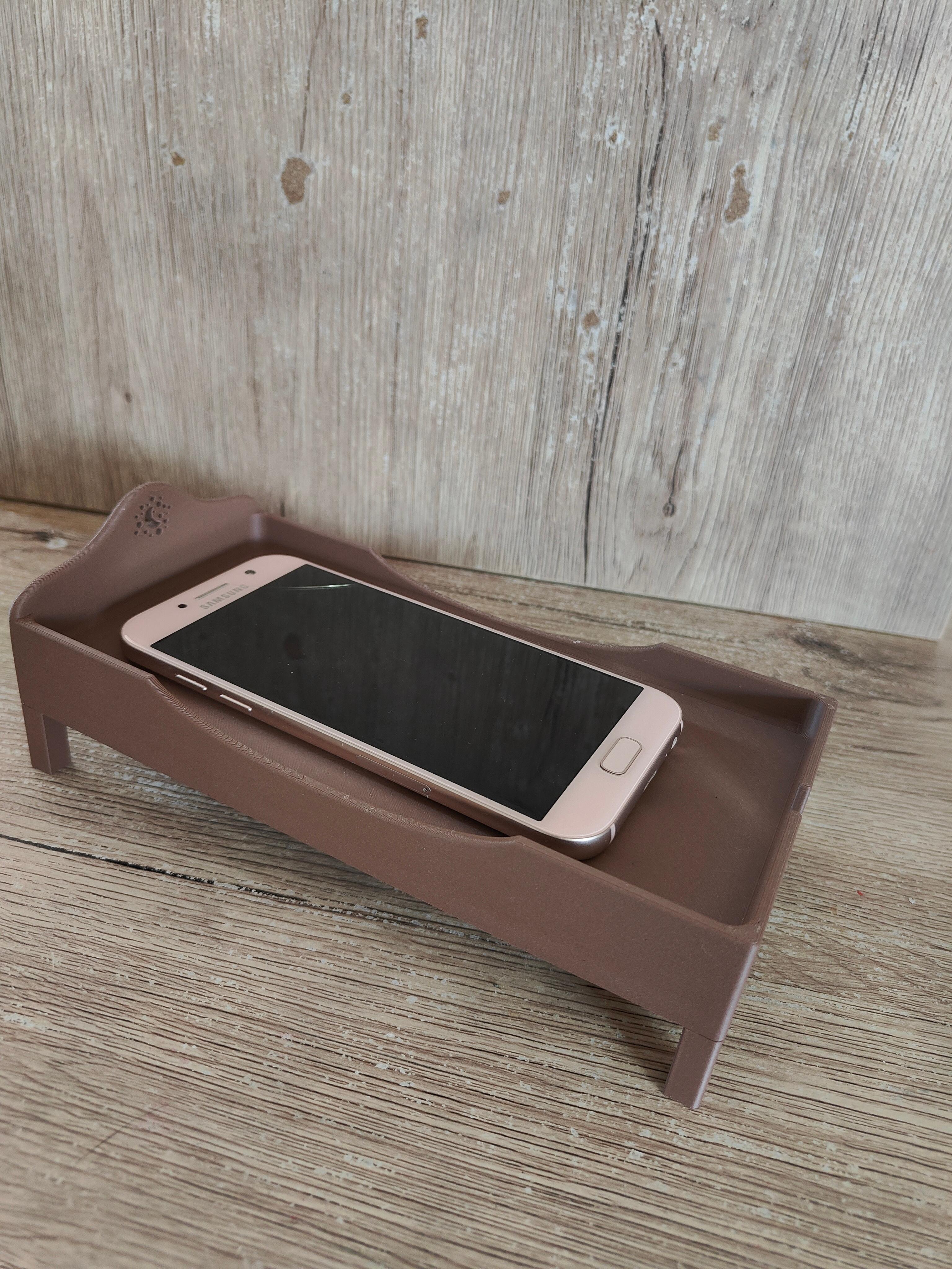 Smartphone Bed 3d model