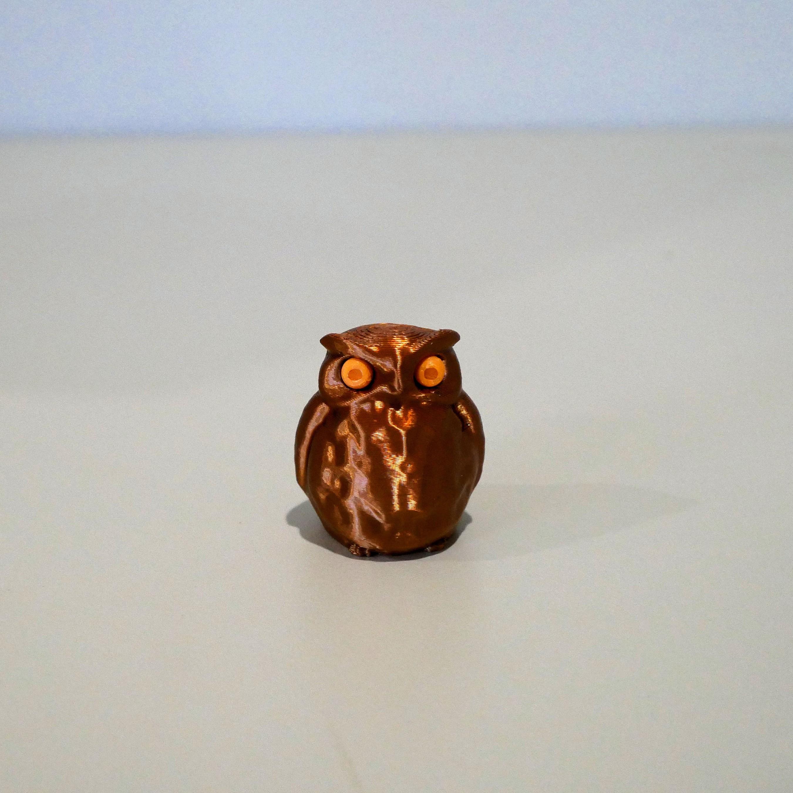 Little Owl (separate push-in-place eyes) 3d model
