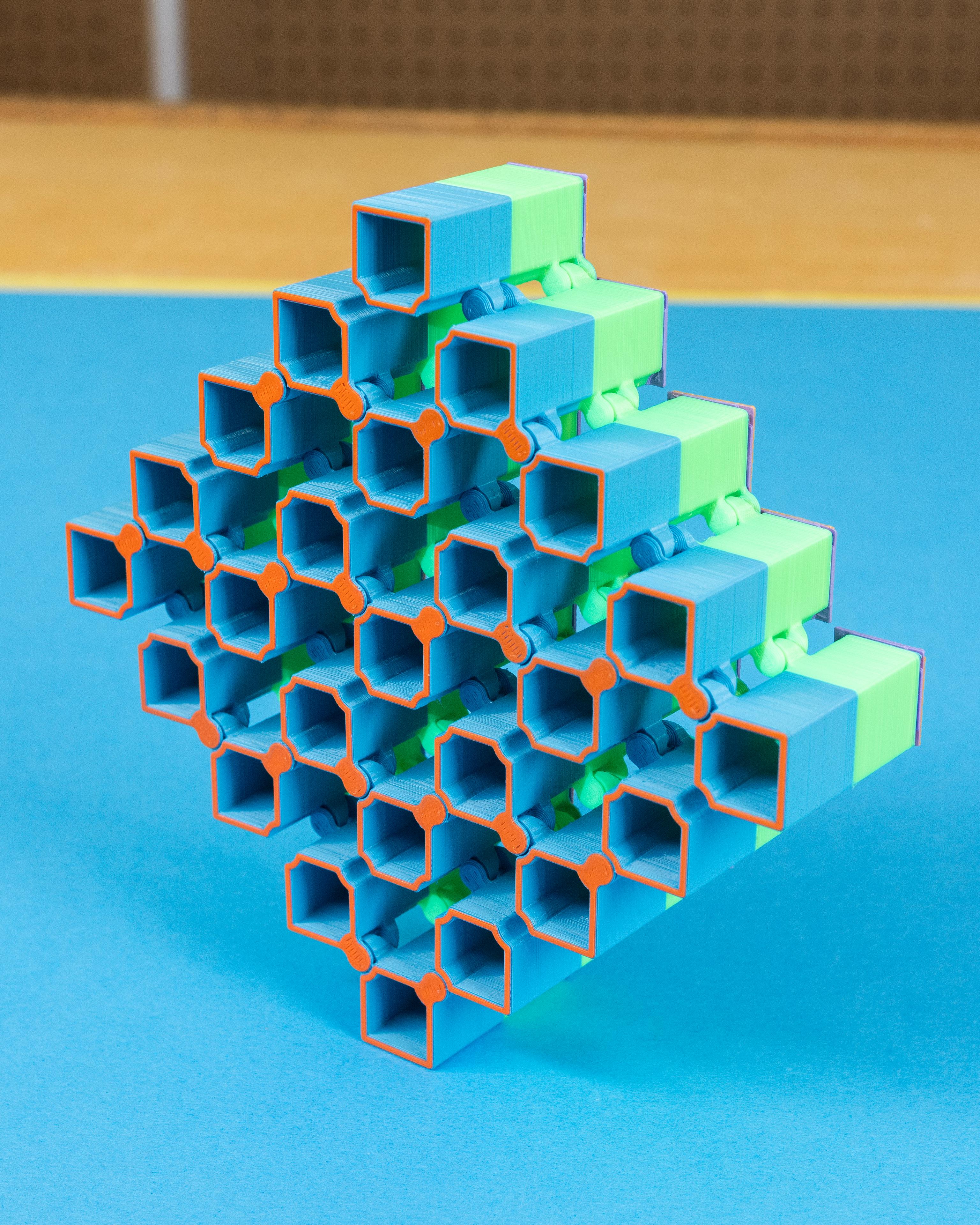 Auxetic Cubes // 18mm 5x5 Stacked 3d model