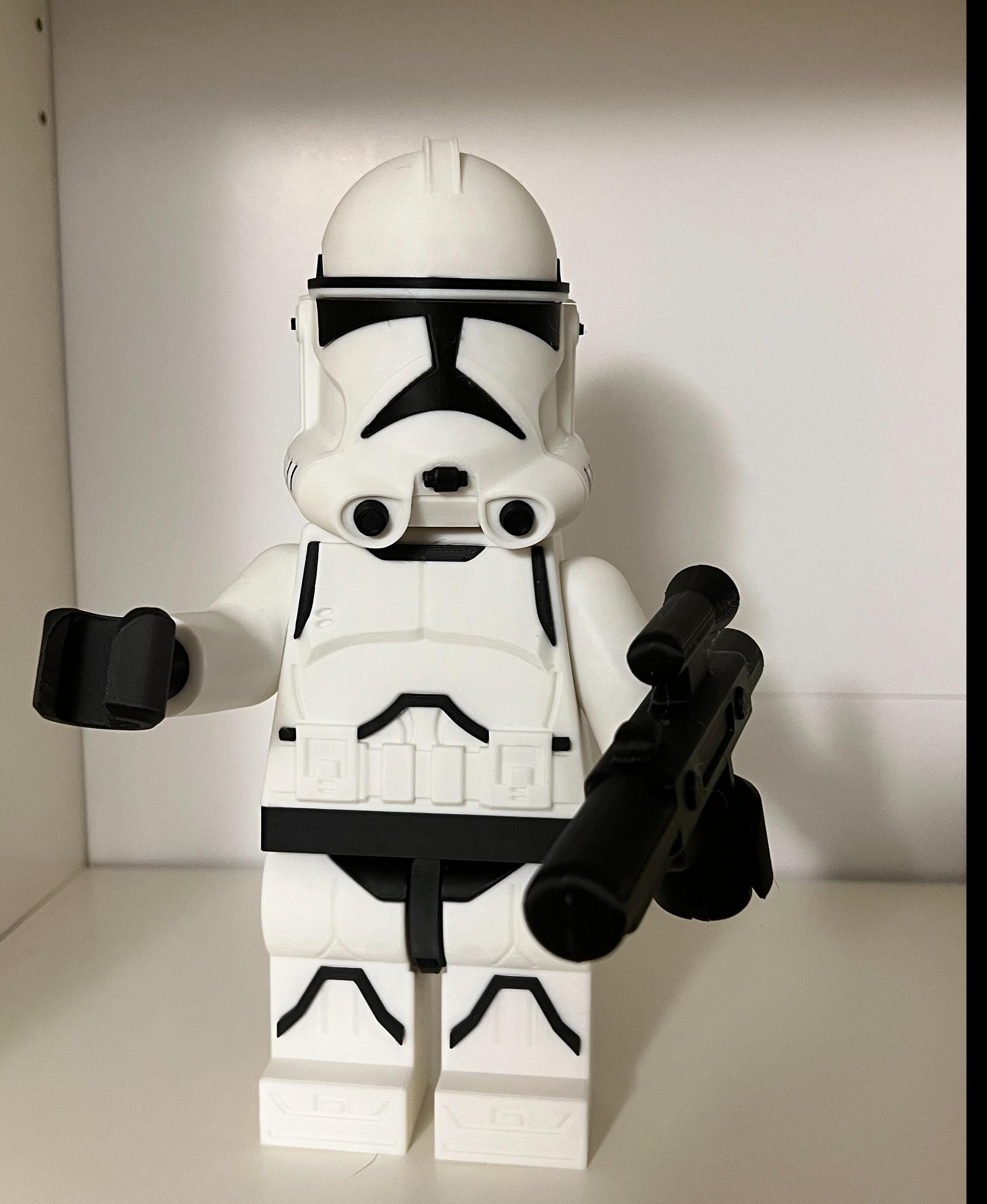 Clone Trooper - Phase II (9 inch brick figure, NO MMU/AMS, NO supports, NO glue) - Awesome print, amazing ways to avoid having to use supports - 3d model
