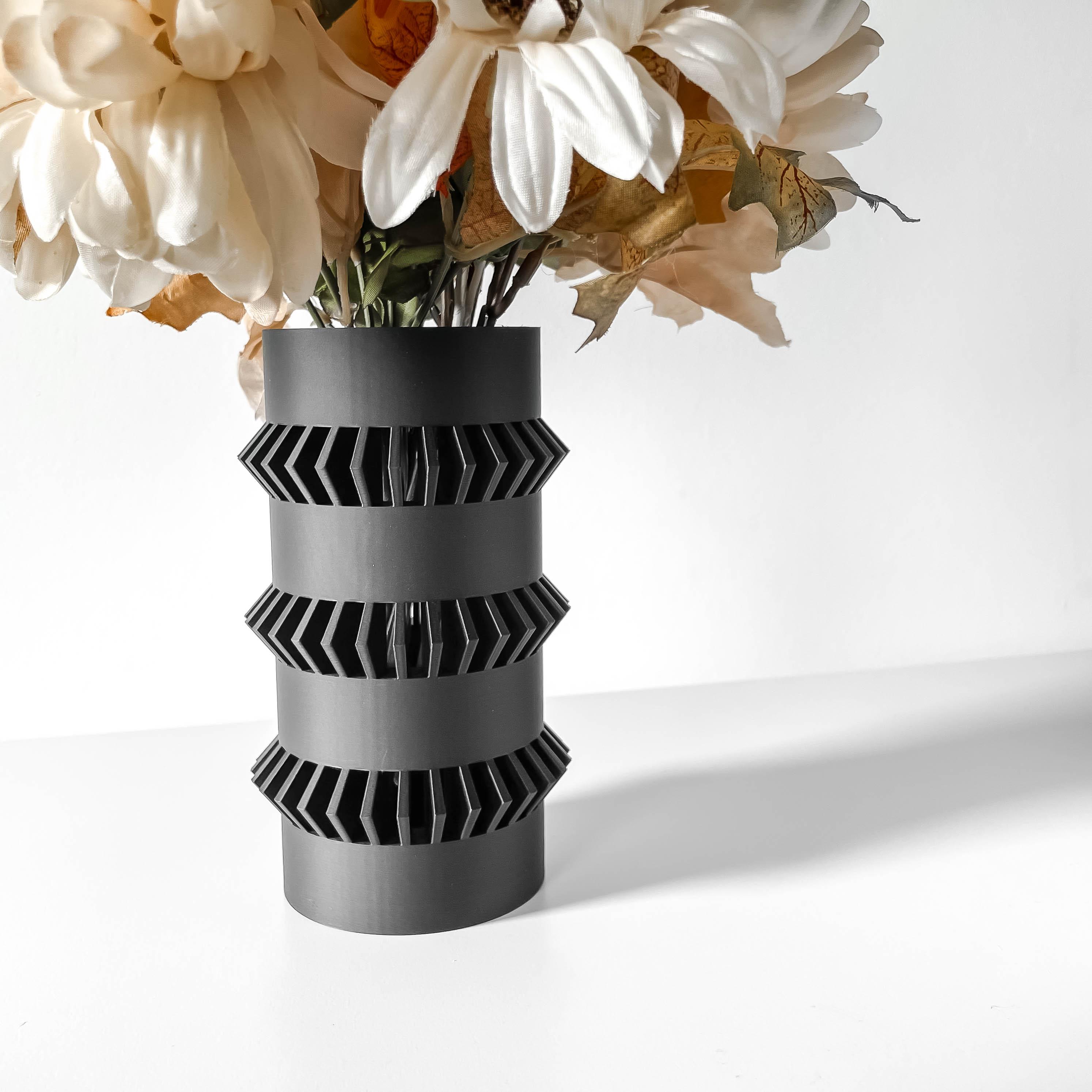 The Curn Vase, Modern and Unique Home Decor for Dried and Preserved Flower Arrangement 3d model