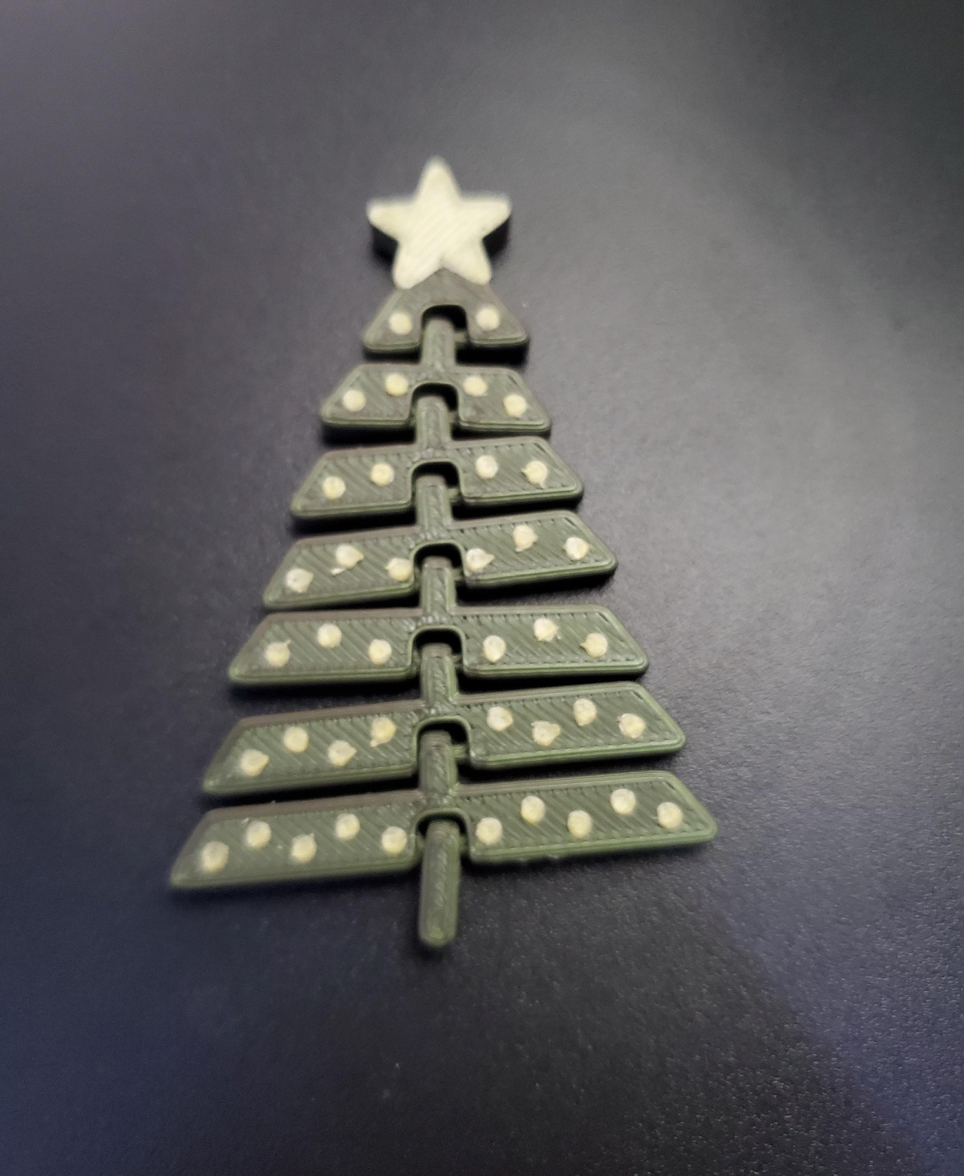 Articulated Christmas Tree with Star and Ornaments - Print in place fidget toys - 3mf - polyterra muted green - 3d model