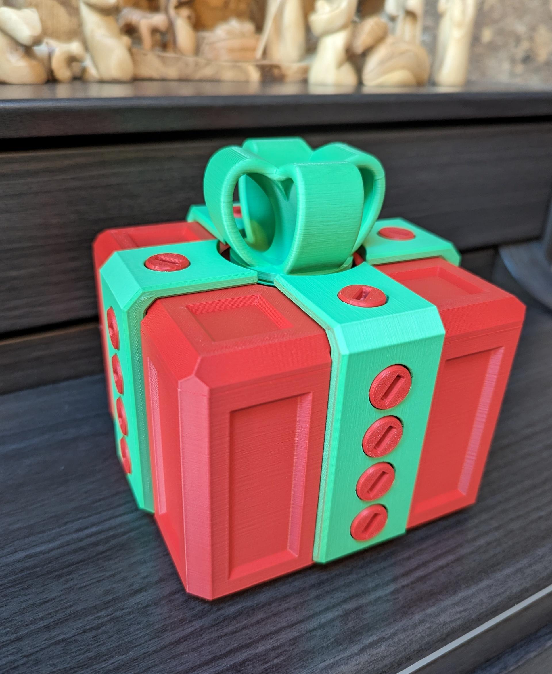 The Really Annoying Gift Box