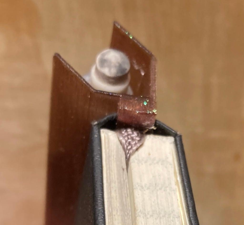 Book Spine Mechanical Pencil Holder 3d model
