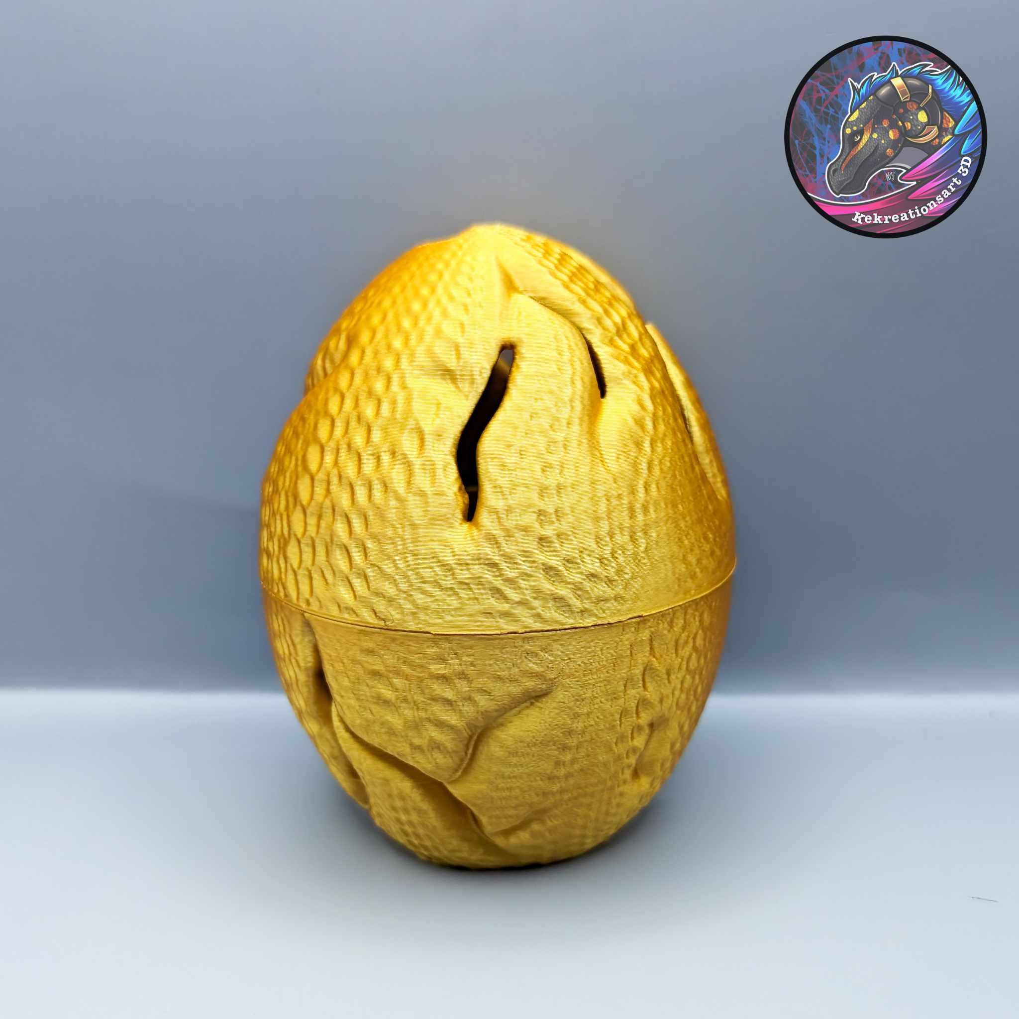 Cracked Mystery Dragon Egg 3d model