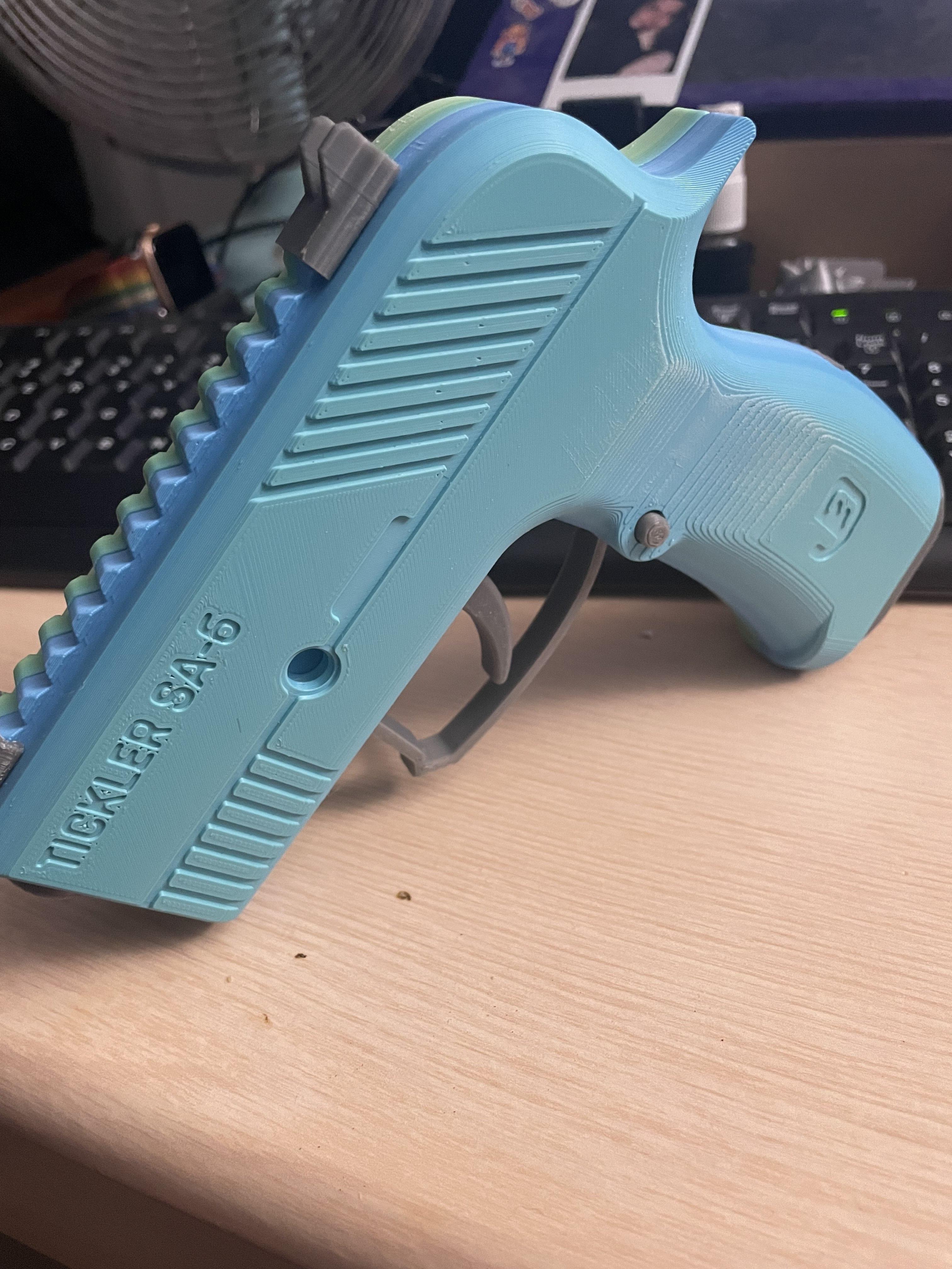 Tickler SA - This was a pretty fun project to put together. Sadly I do not have any airsoft bbs to test it, but thankfully Amazon exists :) So I'm looking forward to trying it out very soon! - 3d model