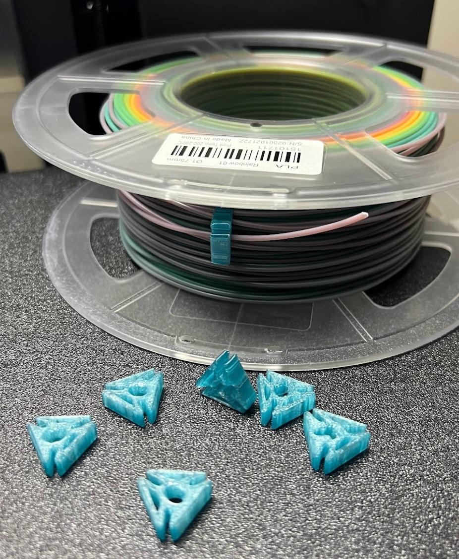 K2 Filament Clip  - K2 Filament Cips by K2_Kevin. Printed on the Bambu Lab P1P with Greengate Ice Blue petg.  - 3d model