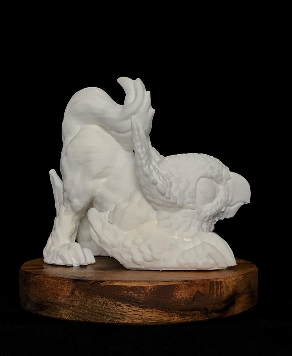 Griffin - Griffin. 2 part resin cast from silicone mould. 3D print produced on a Lulzbot Mini, printed in ABS.  - 3d model