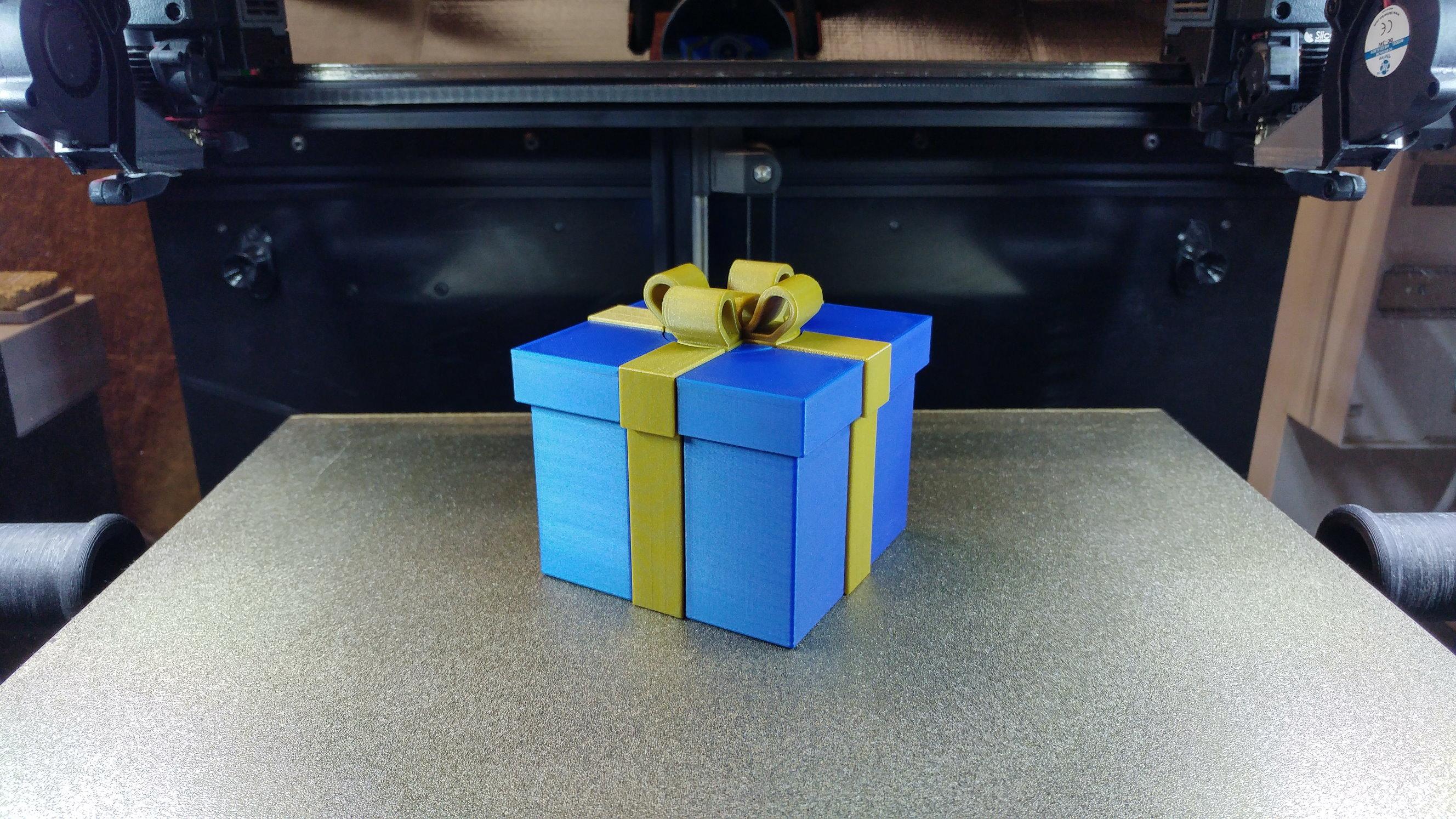 STL file Mini - Safe 01 (gift box) 🎁・3D printing design to
