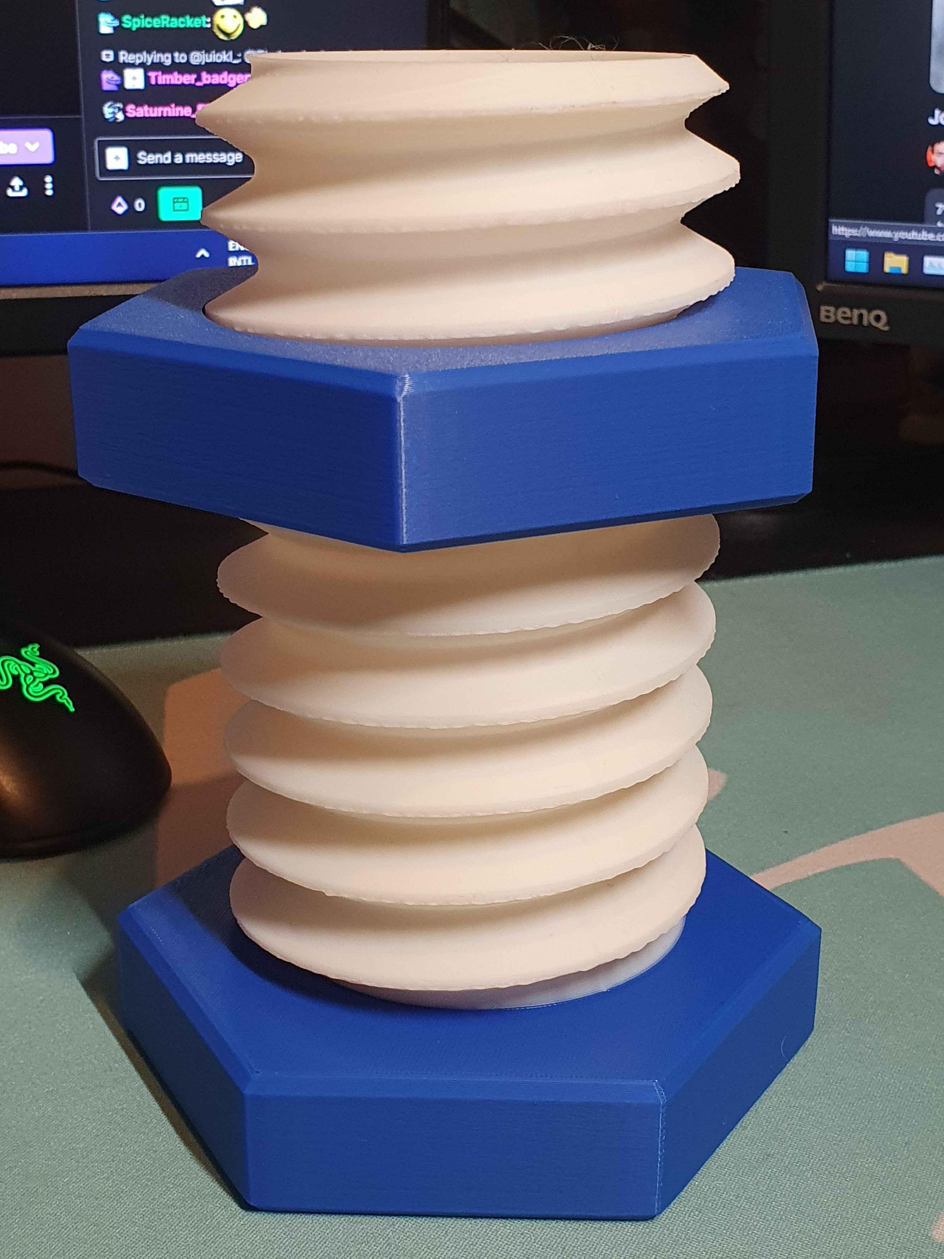 ScrewZ Koozie - The Functional Screw Can Koozie - Quite fun to play with - 3d model