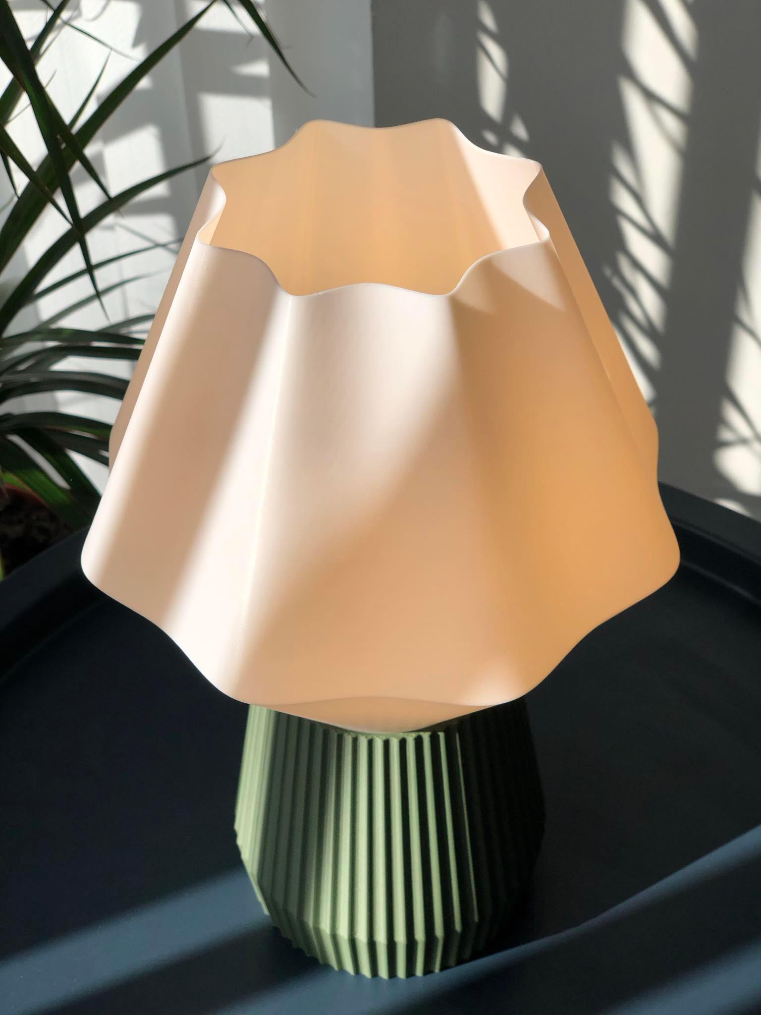 Modern Bedside/Table Lamp - Oasis 3d model