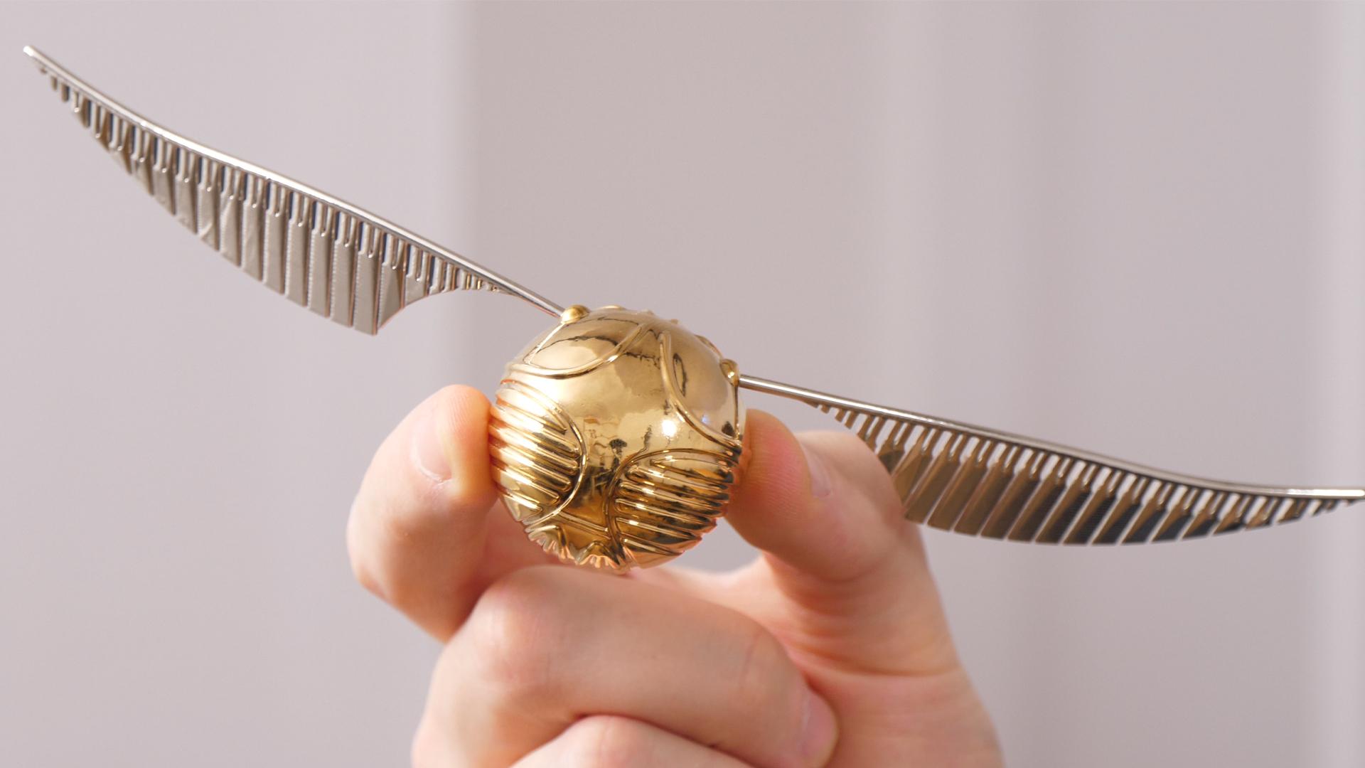 Golden Snitch (Miniature) (NVRM8CM6K) by Porda