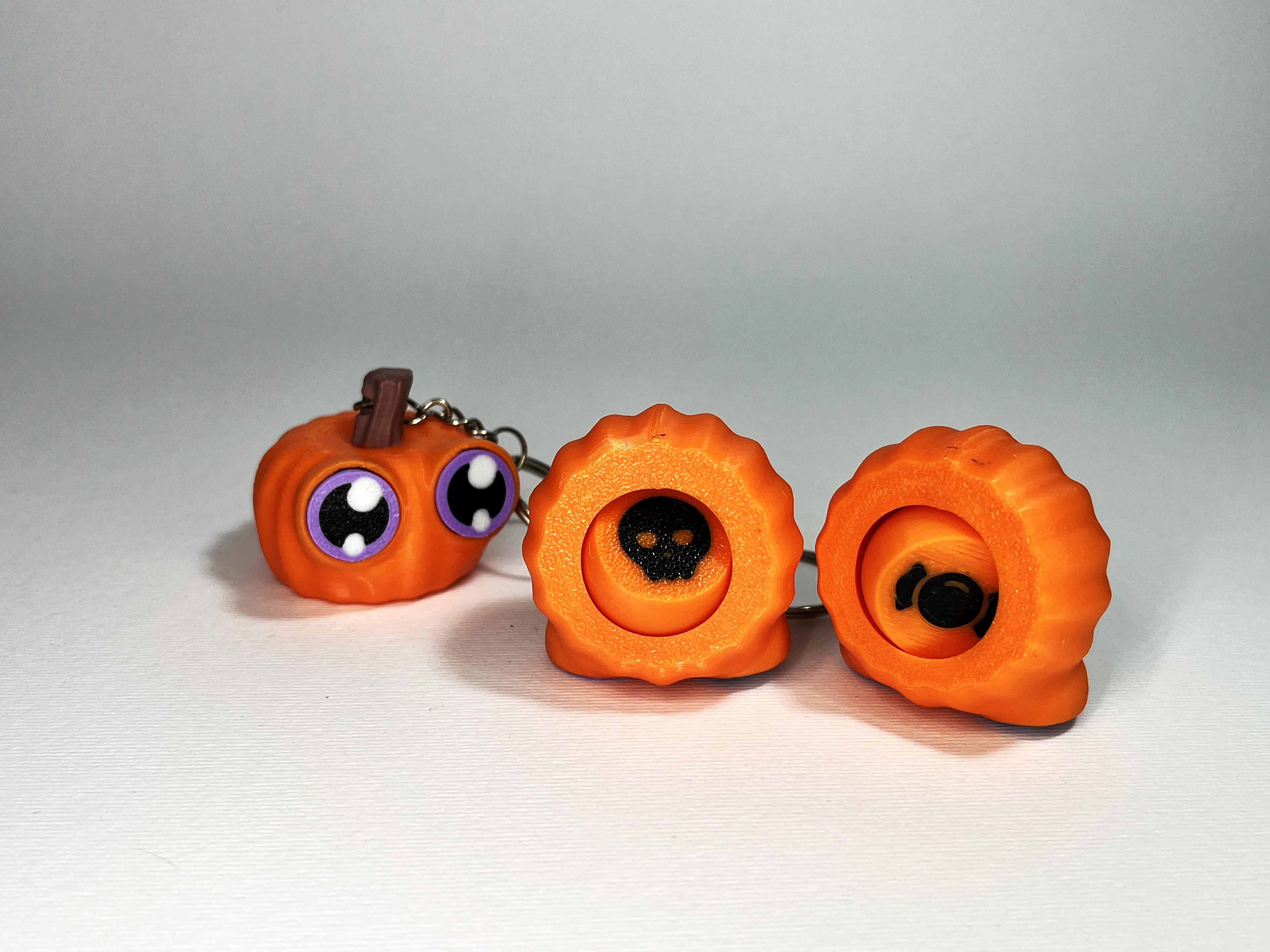 Kawa-eyes Pumpkin 🎃 Keychain & Fidget! 3d model