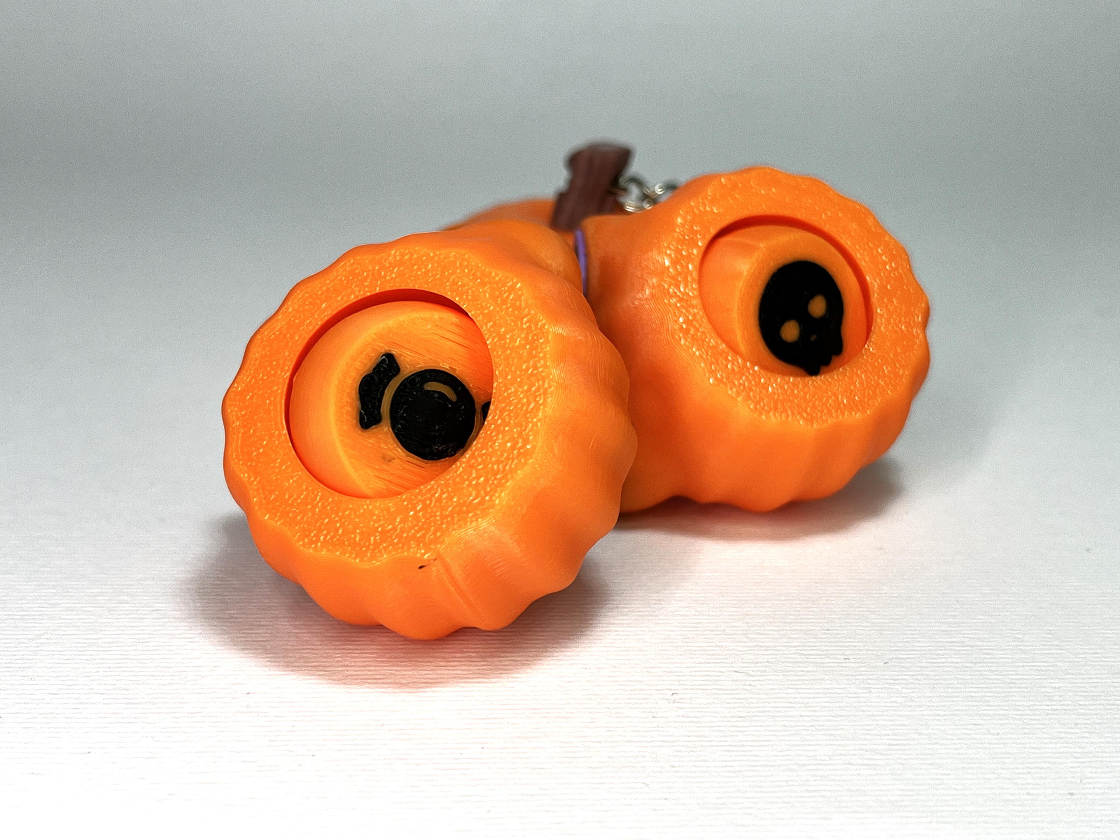 Kawa-eyes Pumpkin 🎃 Keychain & Fidget! 3d model