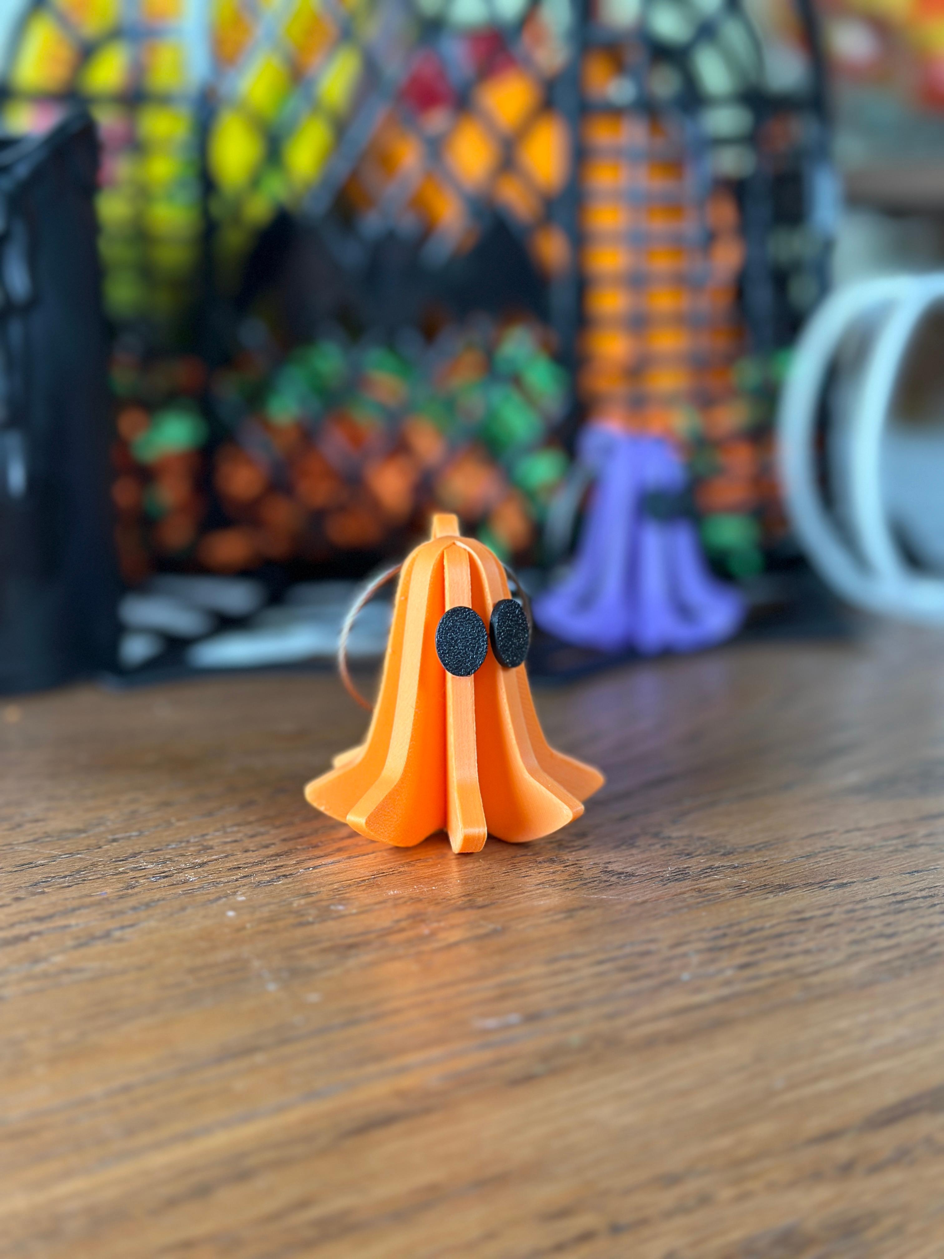 2" Solid Ghost Keychain 3d model