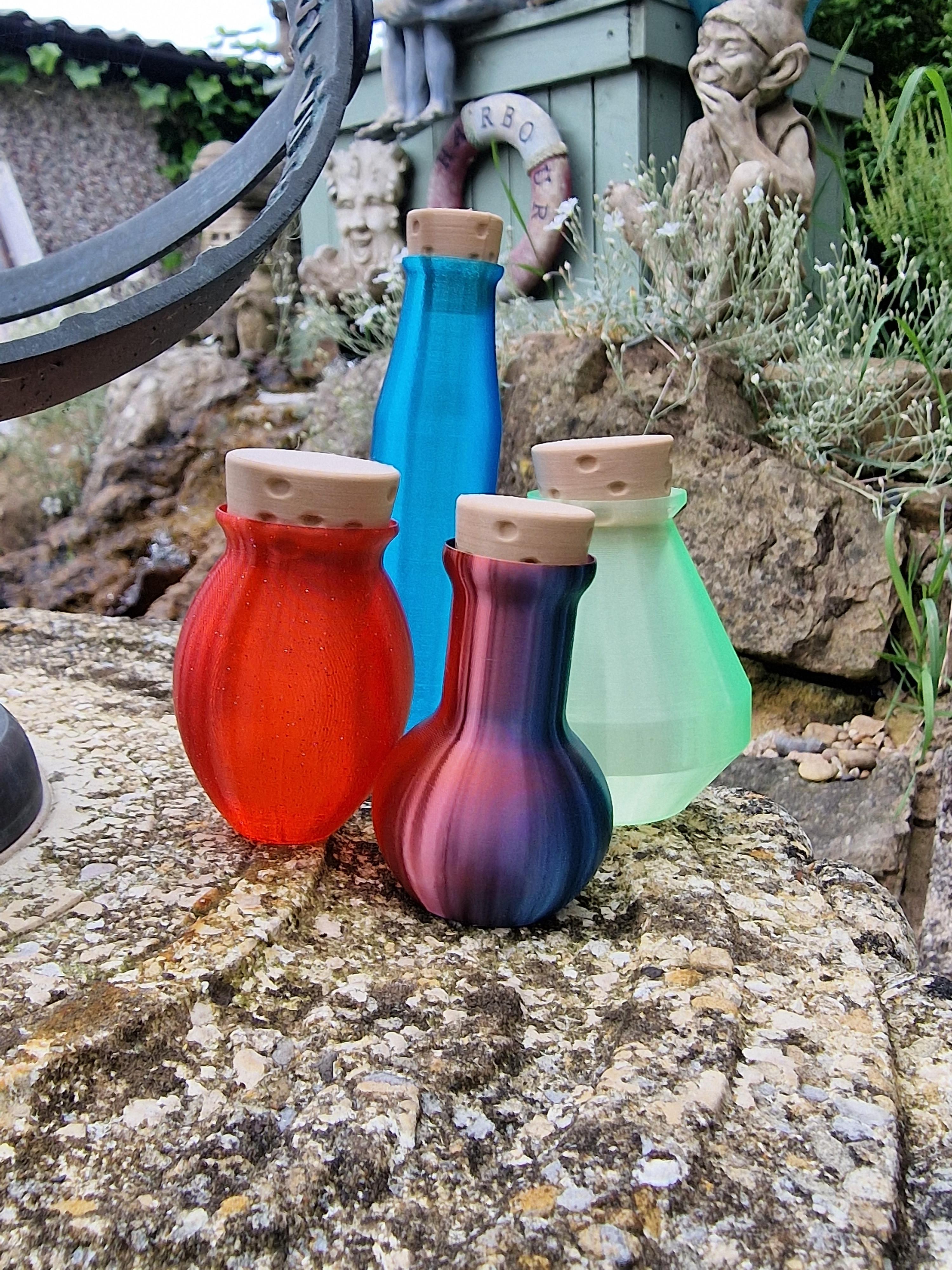 Mini Potion Bottle 4 - Free for a limited time 3d model