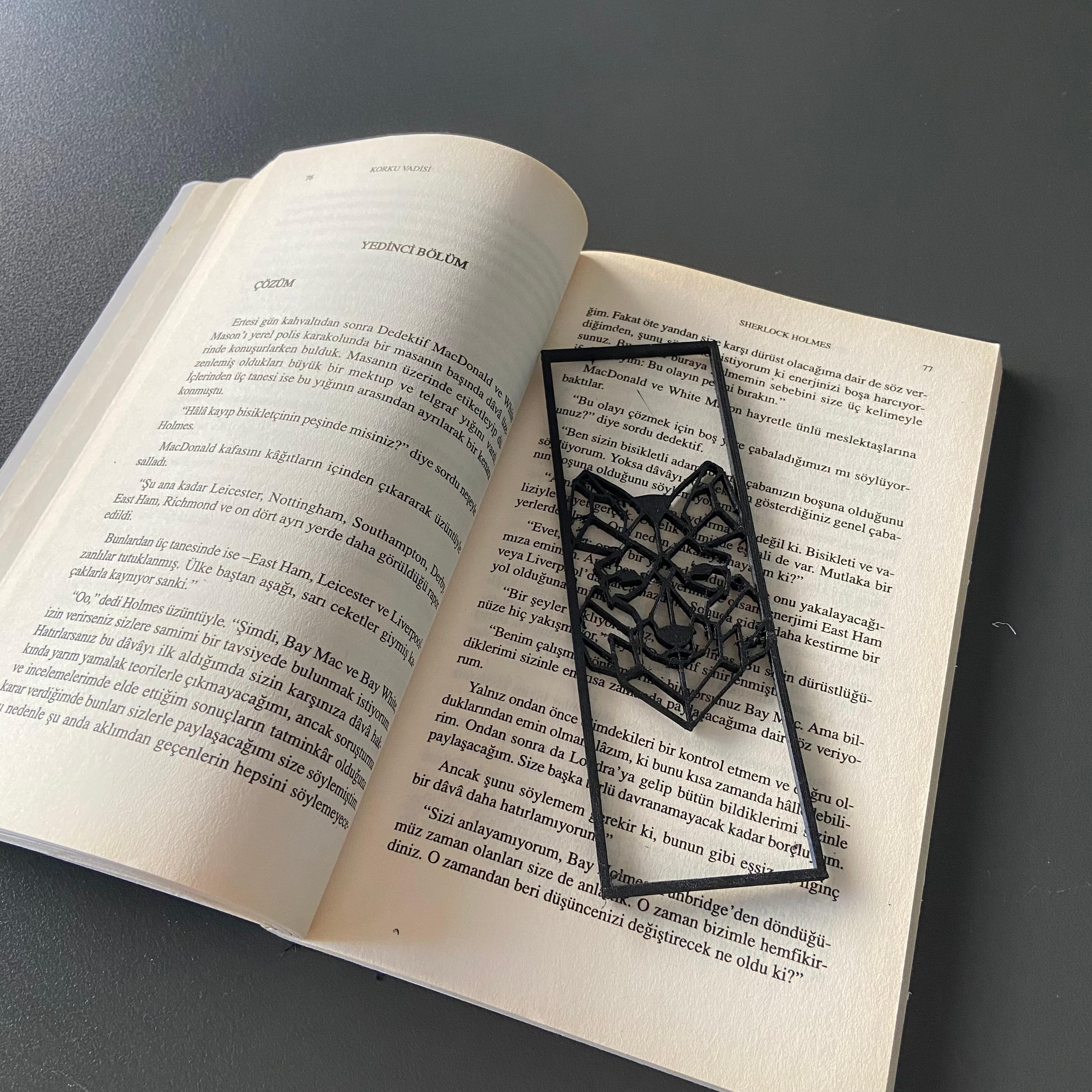 Geometric Wolf Bookmark 3d model