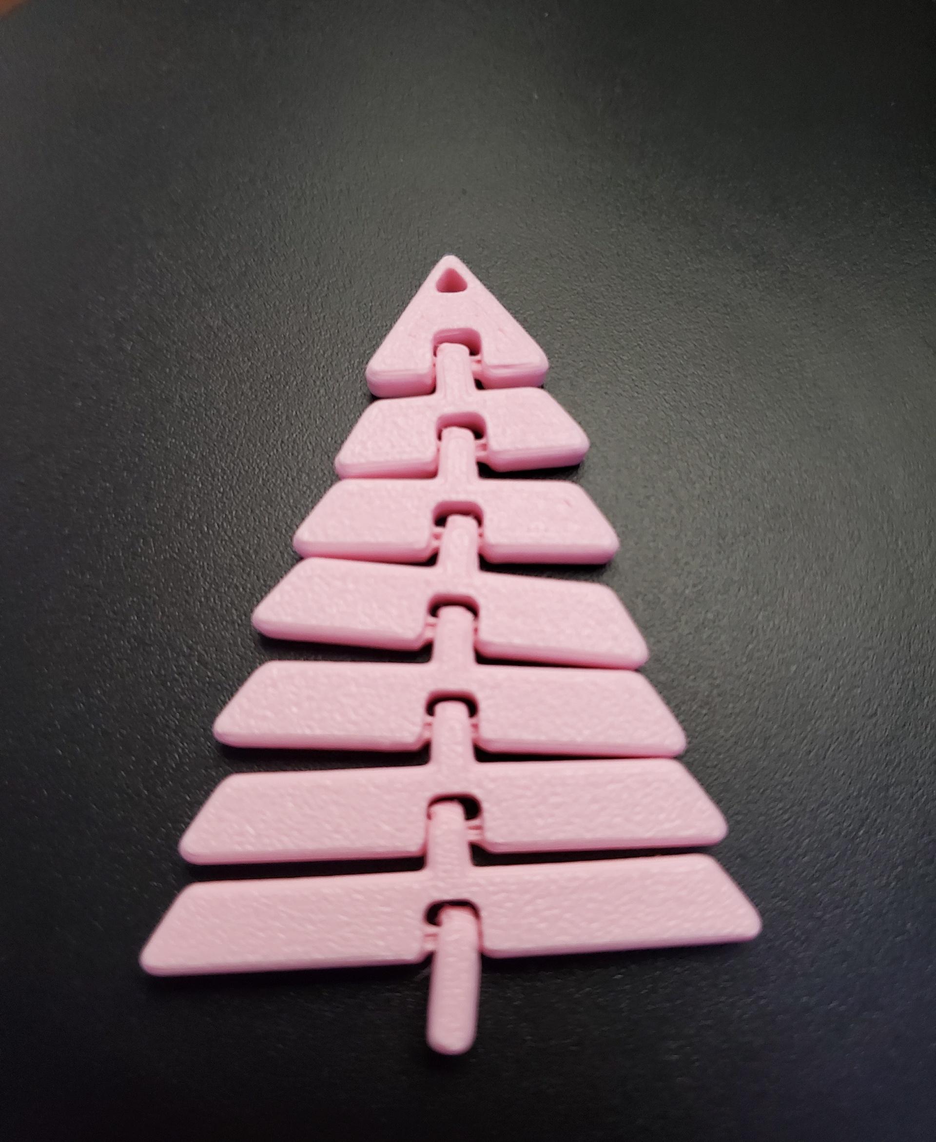 Articulated Christmas Tree Keychain - Print in place fidget toy - polyterra sakura pink - 3d model