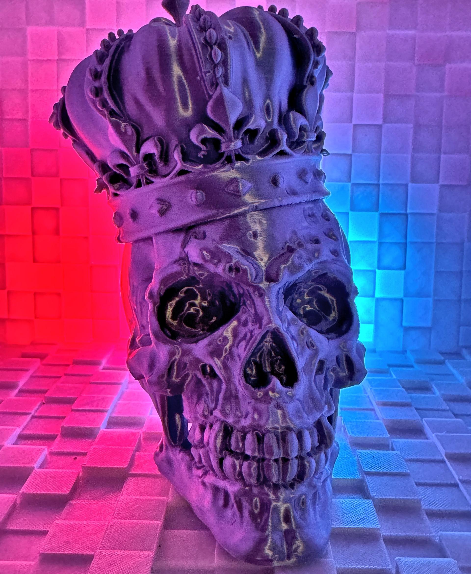 Skull with Crown  - Heavy is the head that wears the crown.

This is such a stunning model; I printed this in Polymaker Polylite Silk Silver PLA at 0.12mm layer height on the Creality K1 Max. - 3d model