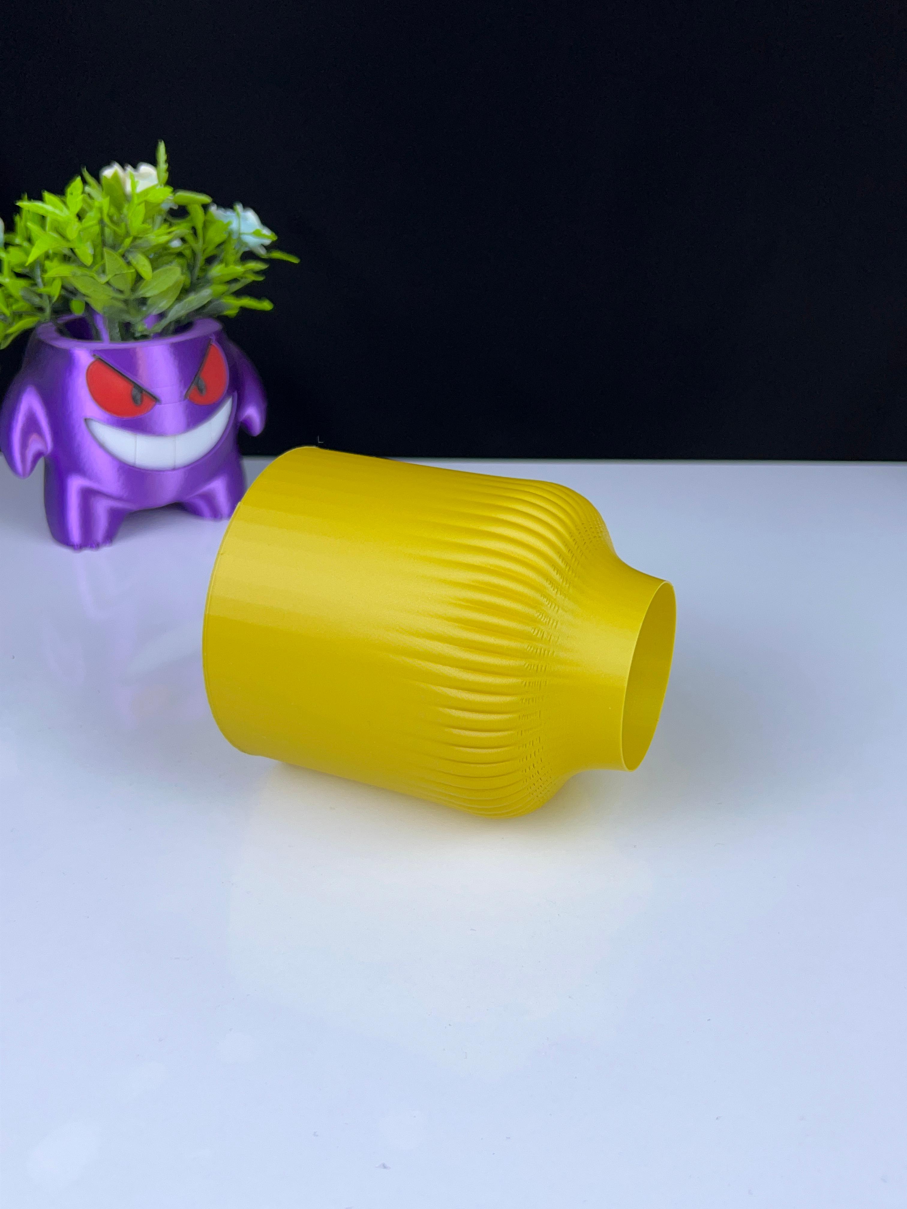 Textured Vase 3d model