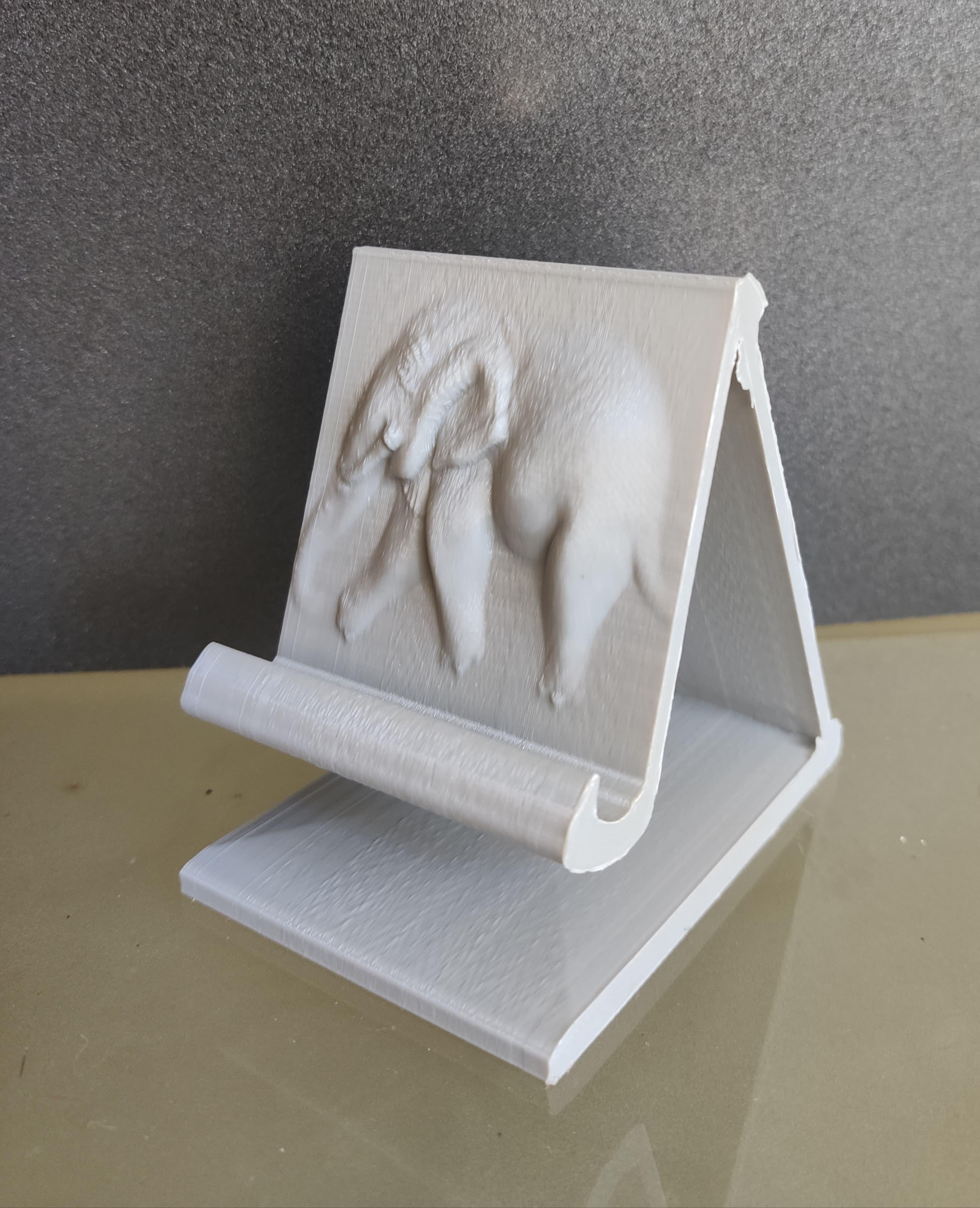 Phone Stand Elephant 3d model