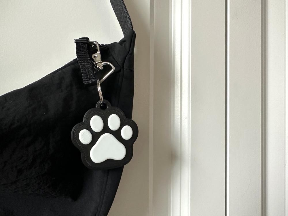 Cat paw Keychain 3d model