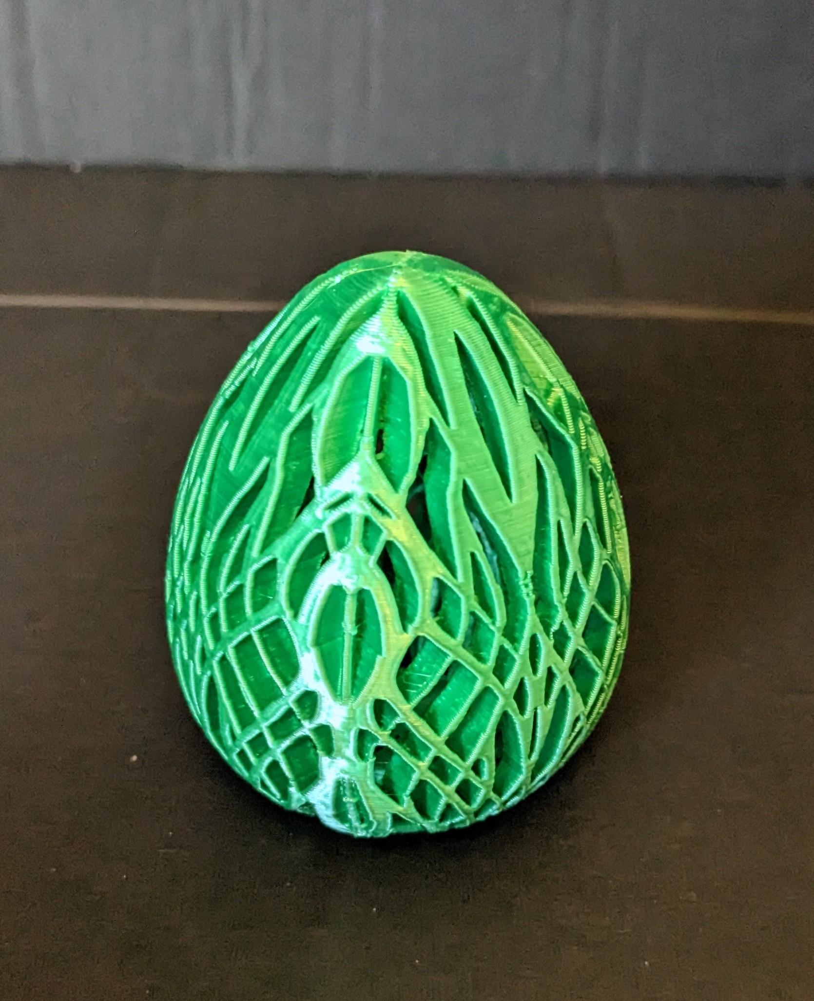 Ornamental Egg (Patterned) - Polymaker Silk Green - 3d model