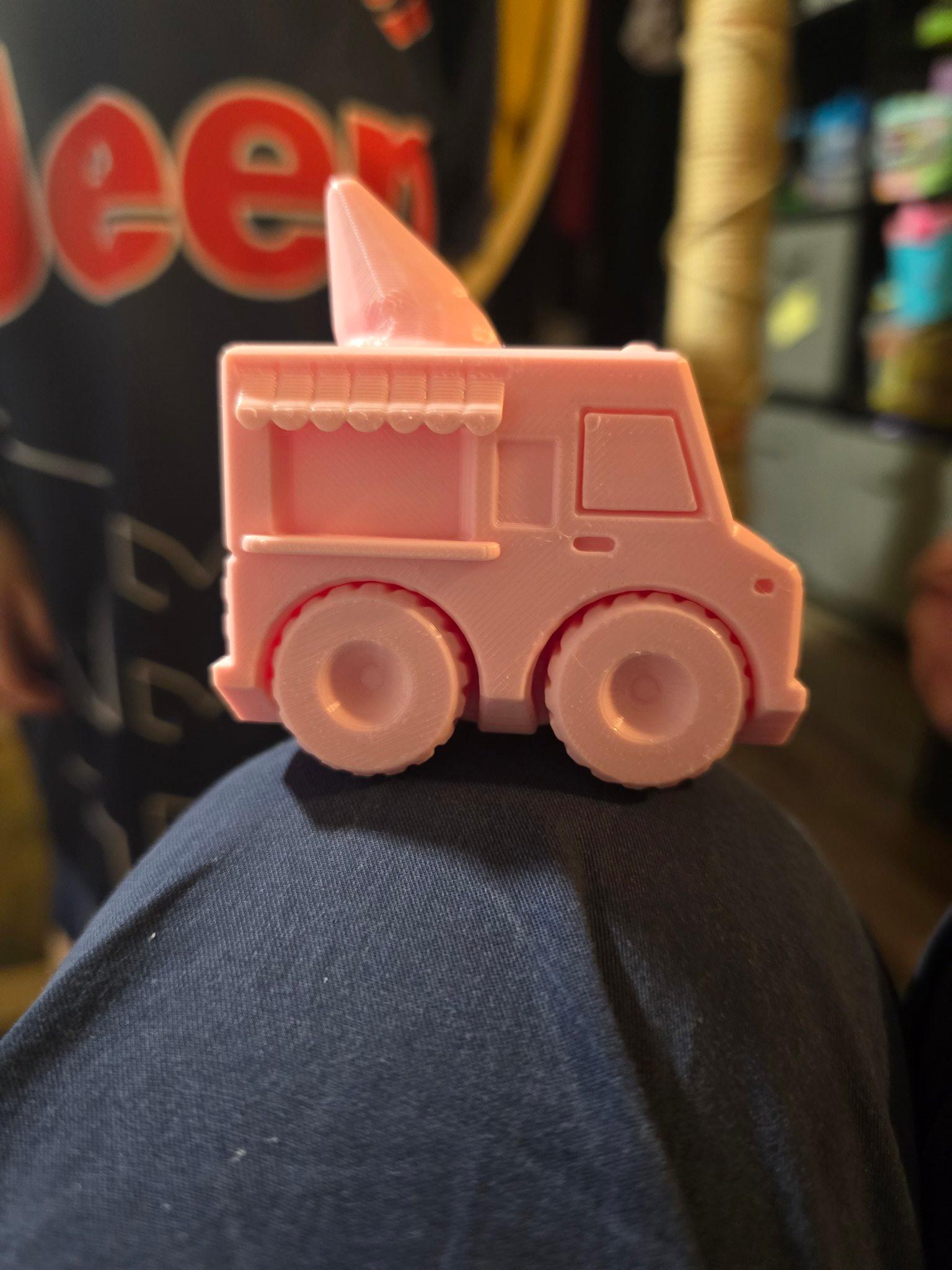 Fixum Dude Motors PiP Ice Cream Truck - Ice creaaaaaaaaam - 3d model