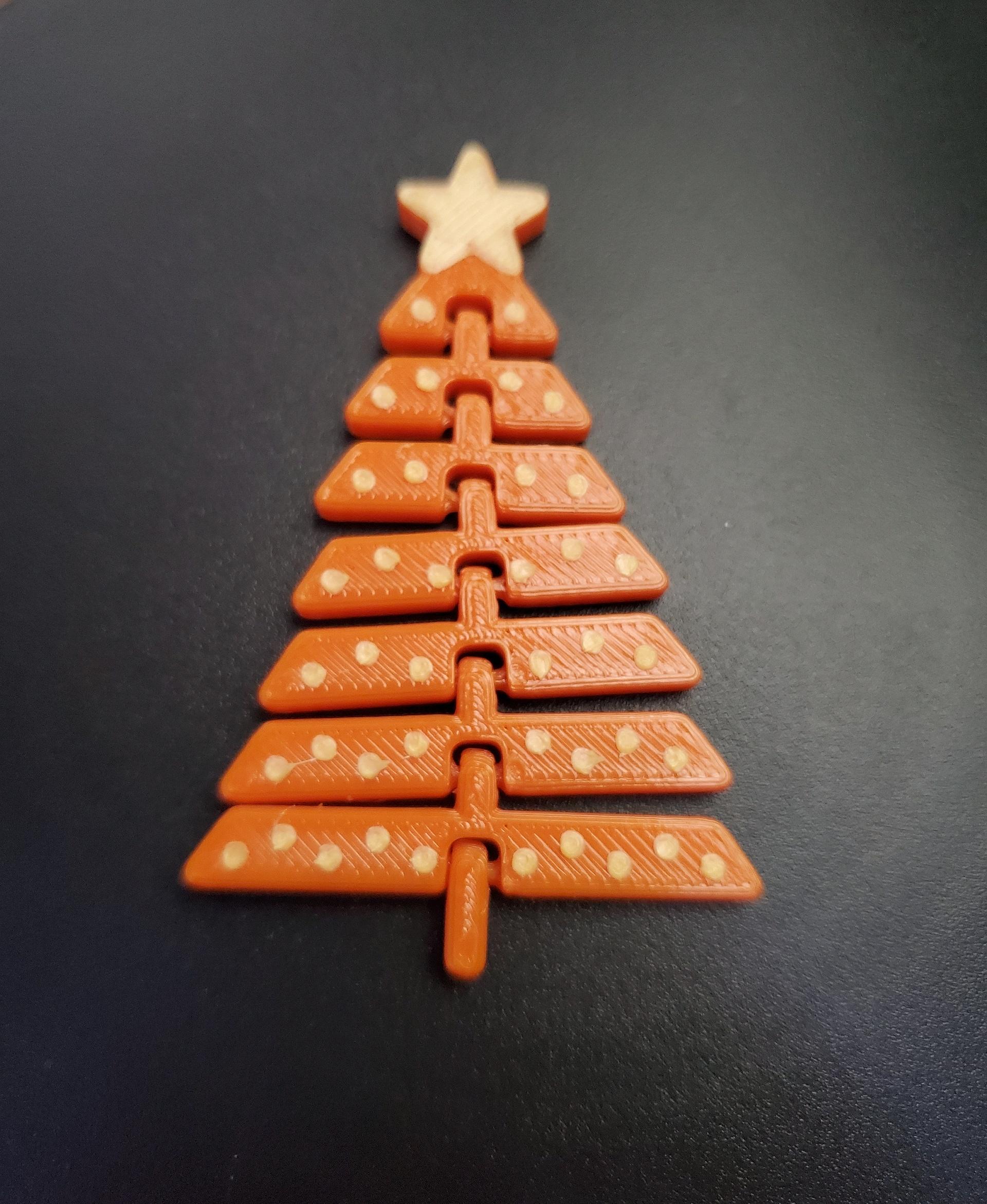 Articulated Christmas Tree with Star and Ornaments - Print in place fidget toys - 3mf - IIIDMAX burnt orange - 3d model